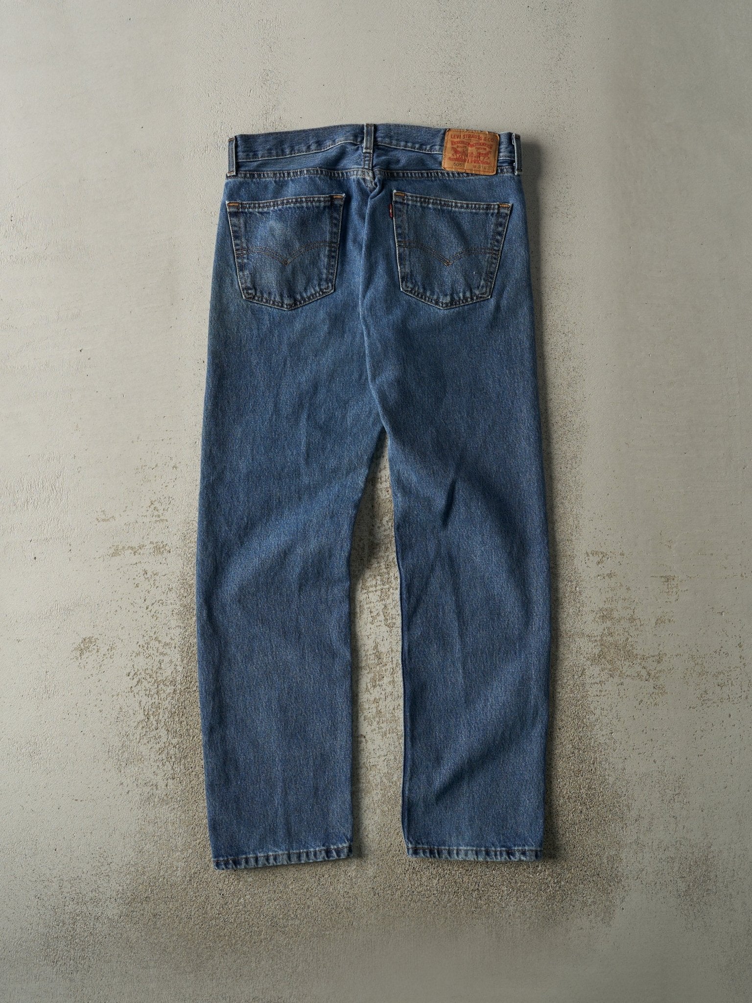 Vintage Y2K Dark Wash Levi's 505 Jeans (34x31.5)