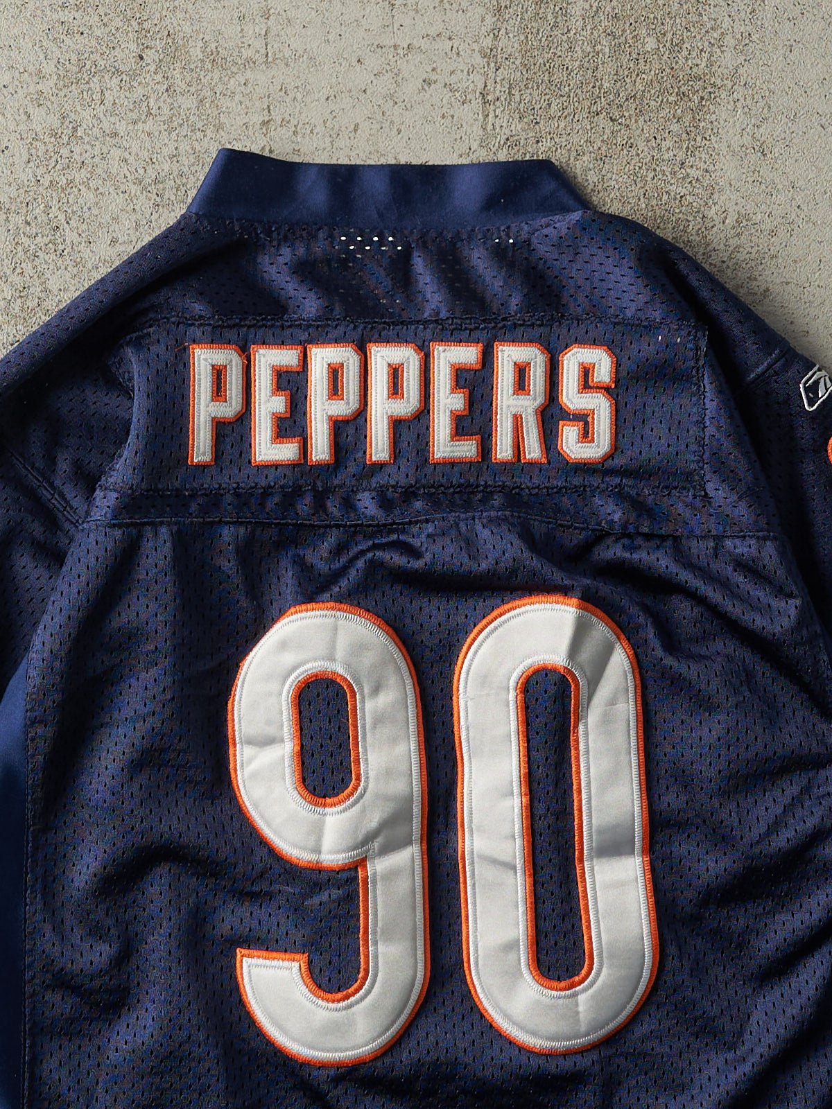 Vintage Y2K Navy Blue Chicago Bears #90 Peppers Cropped Jersey (XS/S)