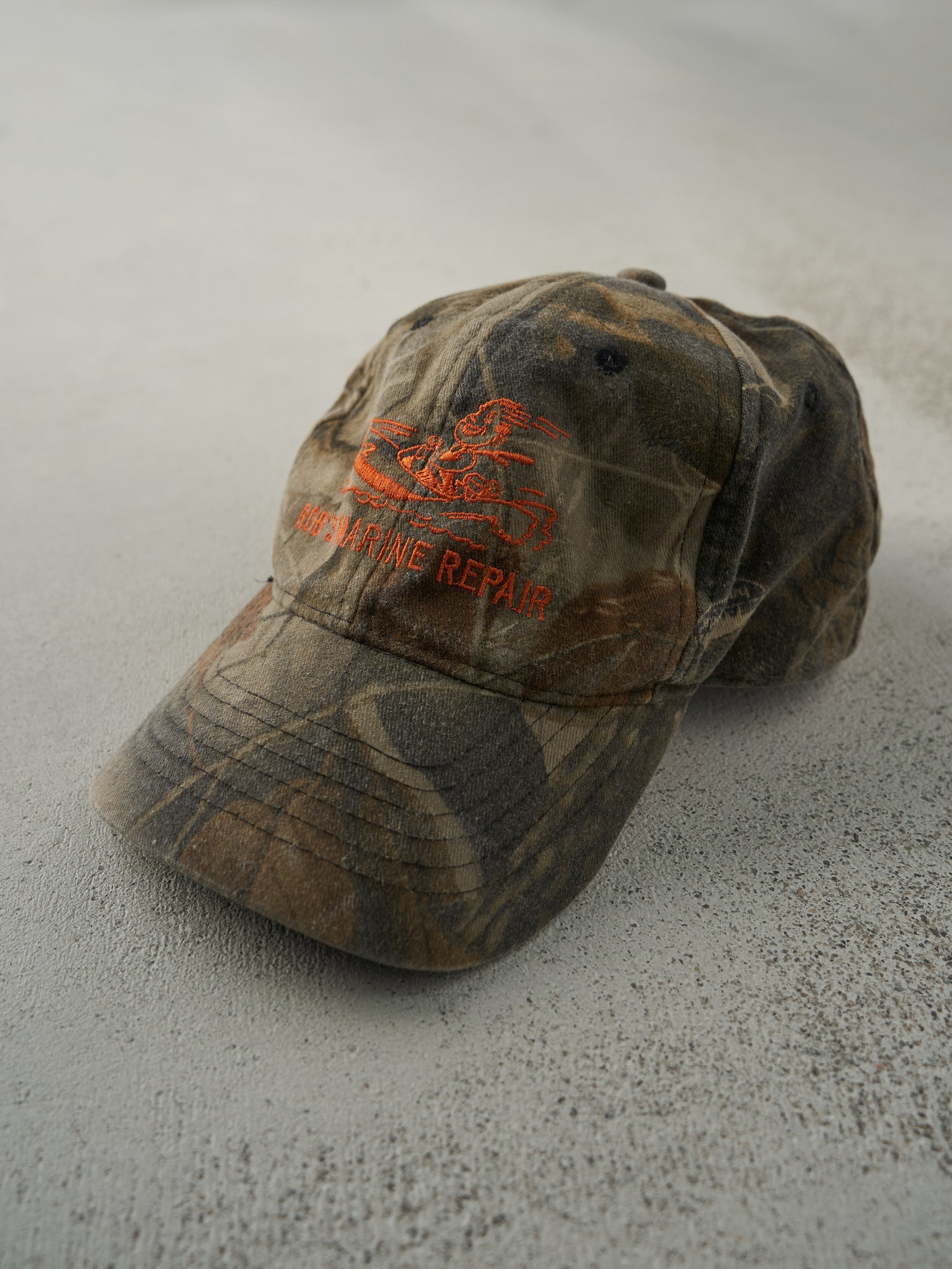 Vintage Y2K Camo Rob's Marine Repair Embroidered Realtree Camo Strap Back Hat