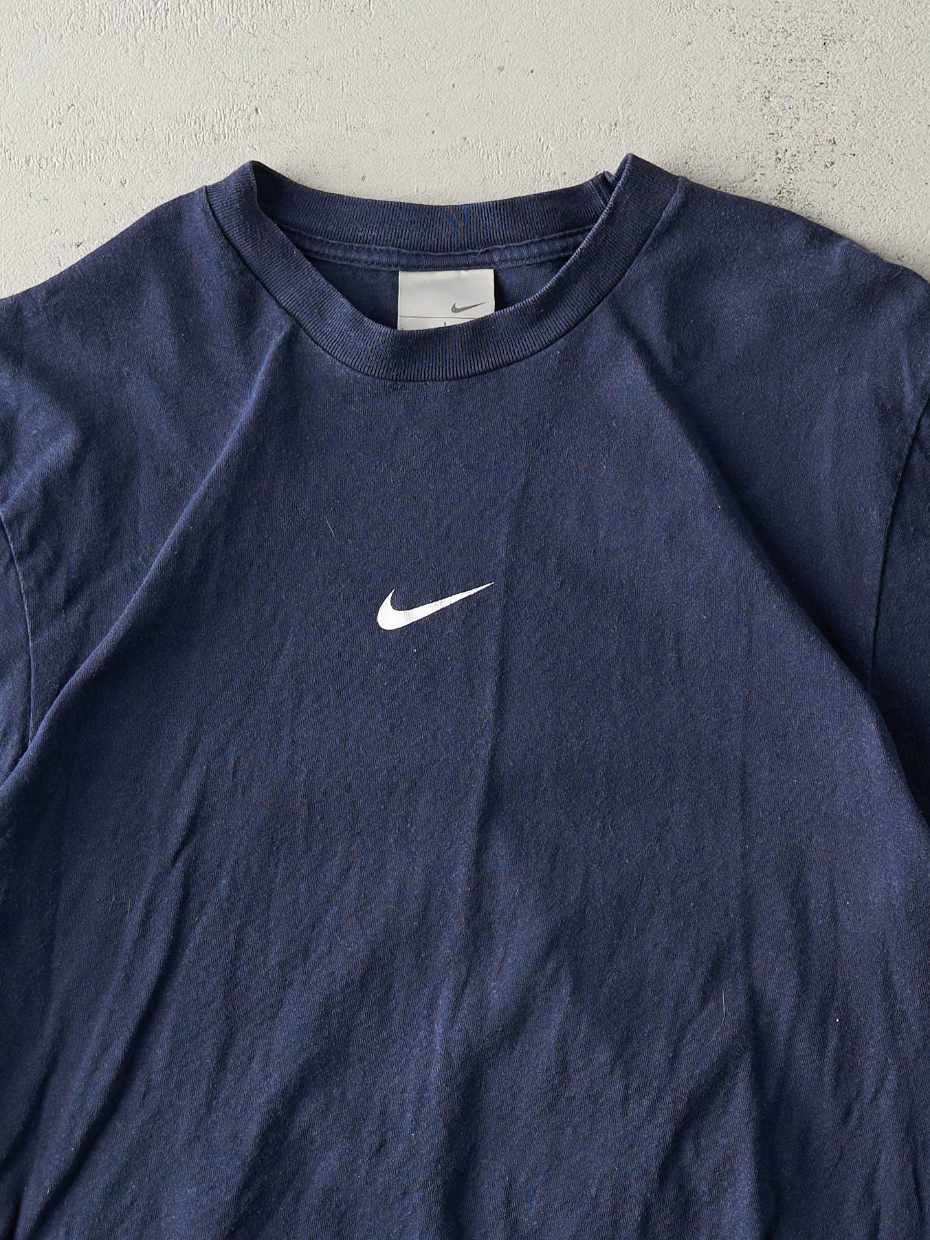 Vintage Y2K Navy Blue Nike Centre Swoosh Tee (M)