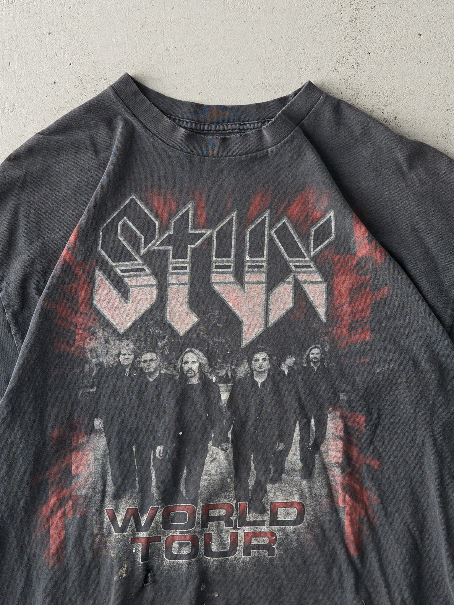 Vintage Y2K Faded Black Styx World Tour Tee (M/L)