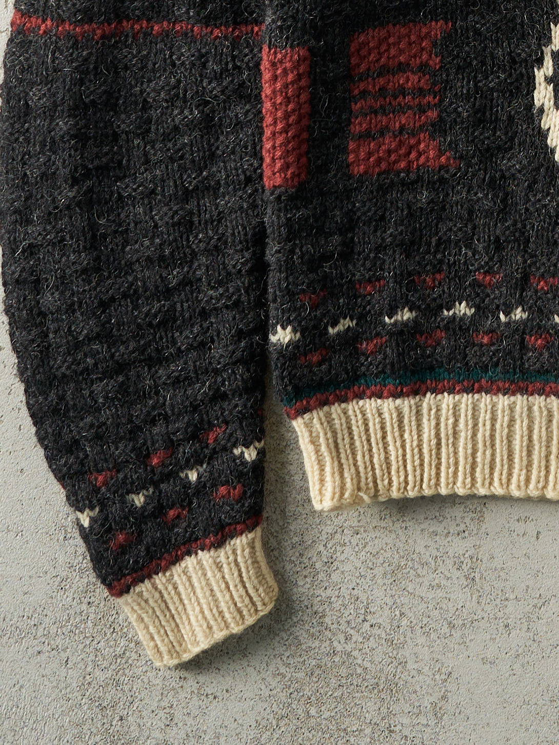 Vintage 90s Black & Red Wool Knit Sweater (M)