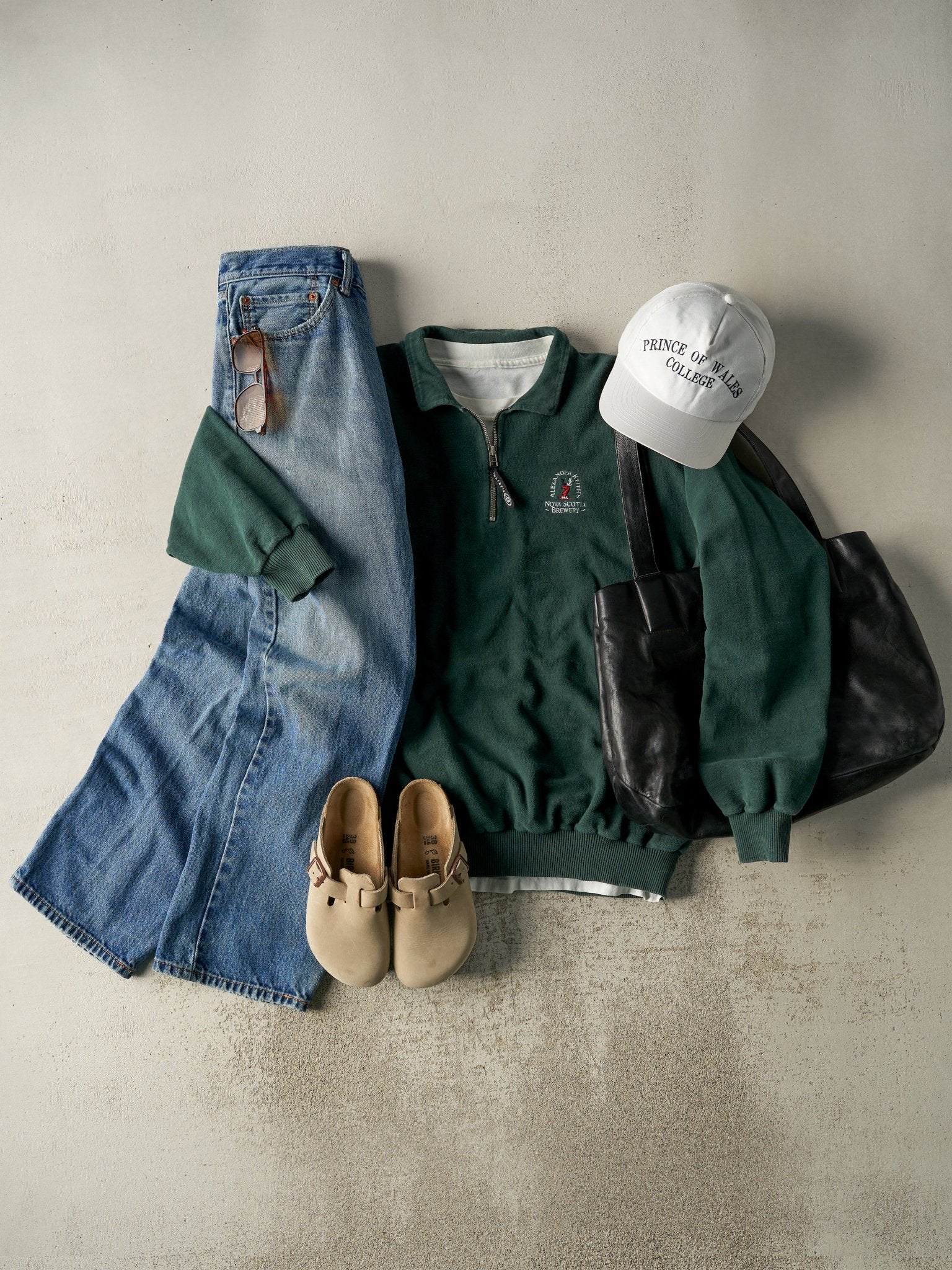 Vintage Y2K Mid Wash Levi's 505 Jeans (36x29)