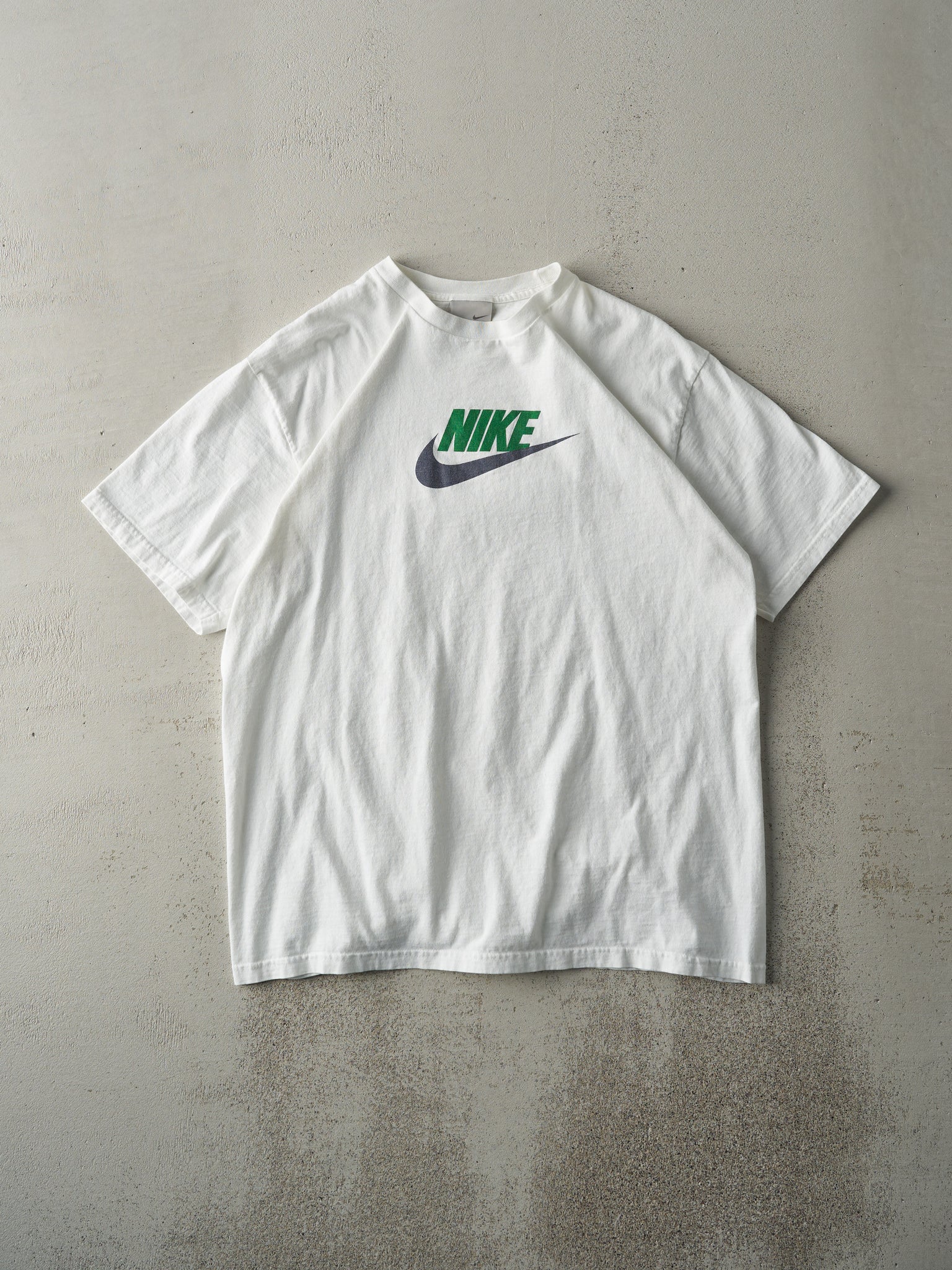 Vintage Y2K White Nike Logo Tee (M)