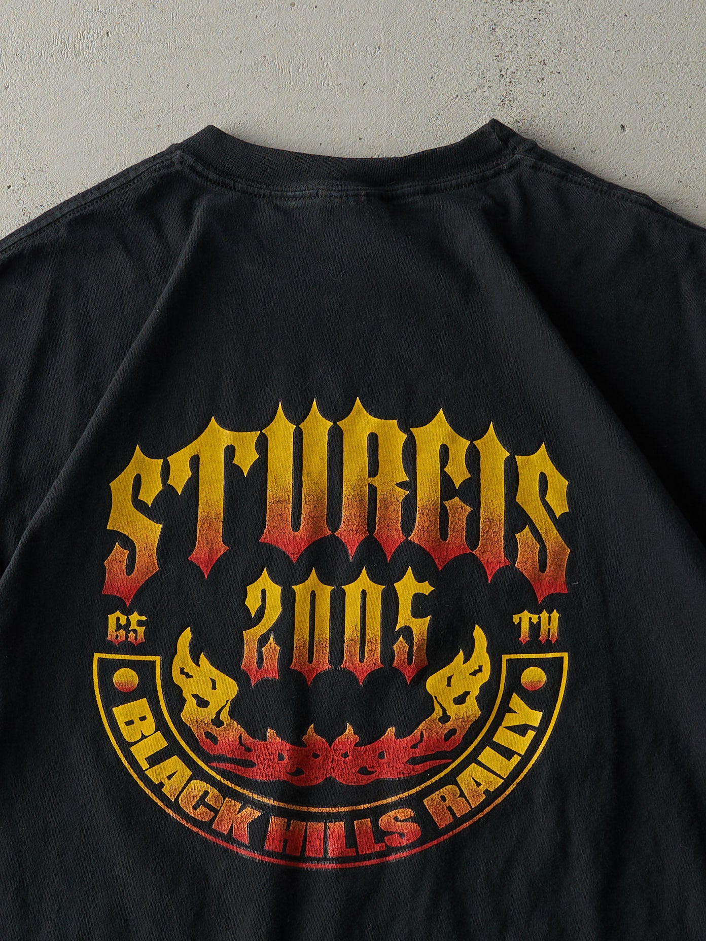 Vintage 05' Black Sturgis Black Hills Motorcycle Rally Tee (L)