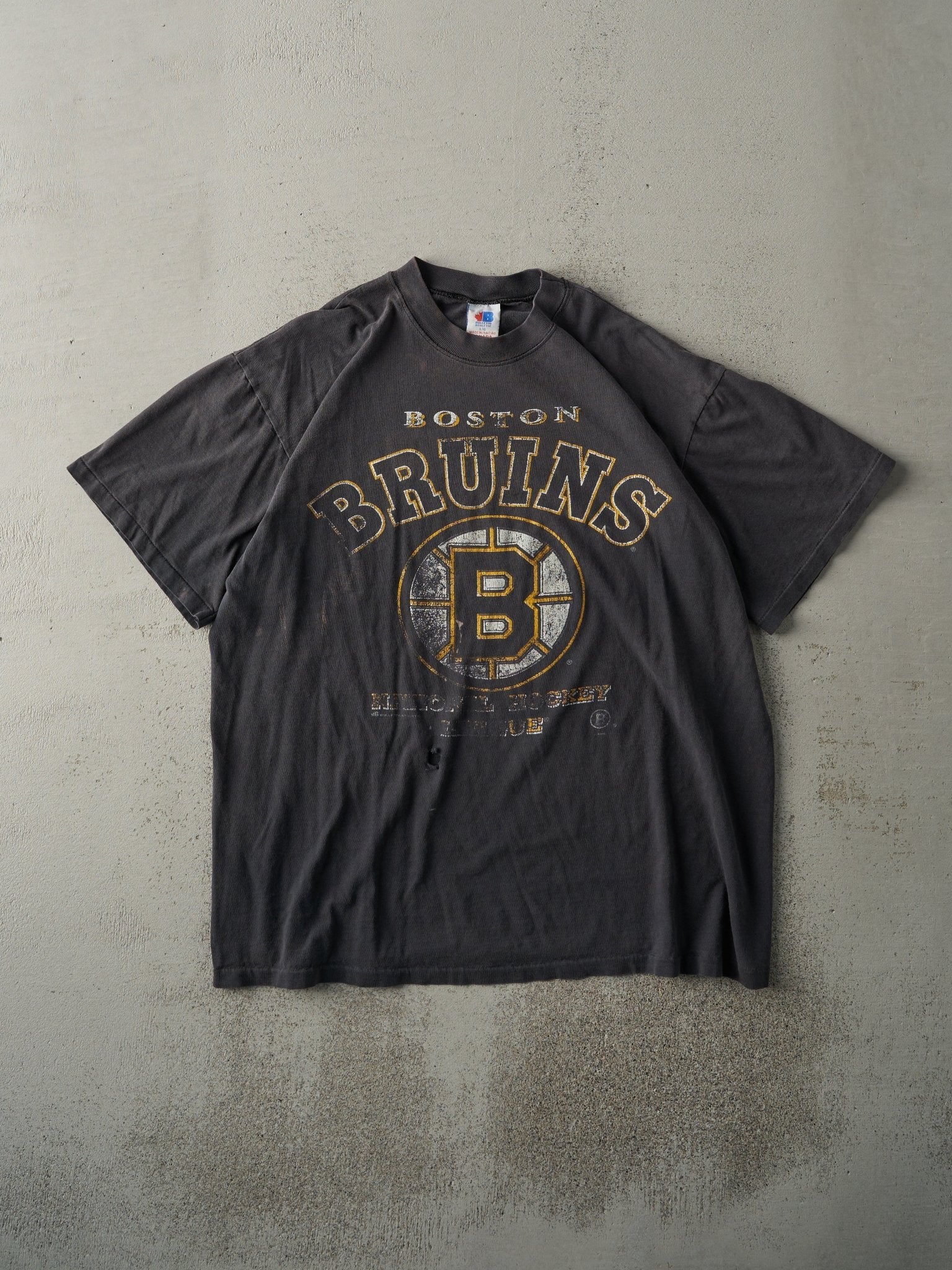 Vintage 90s Faded Black Boston Bruins Tee (L)