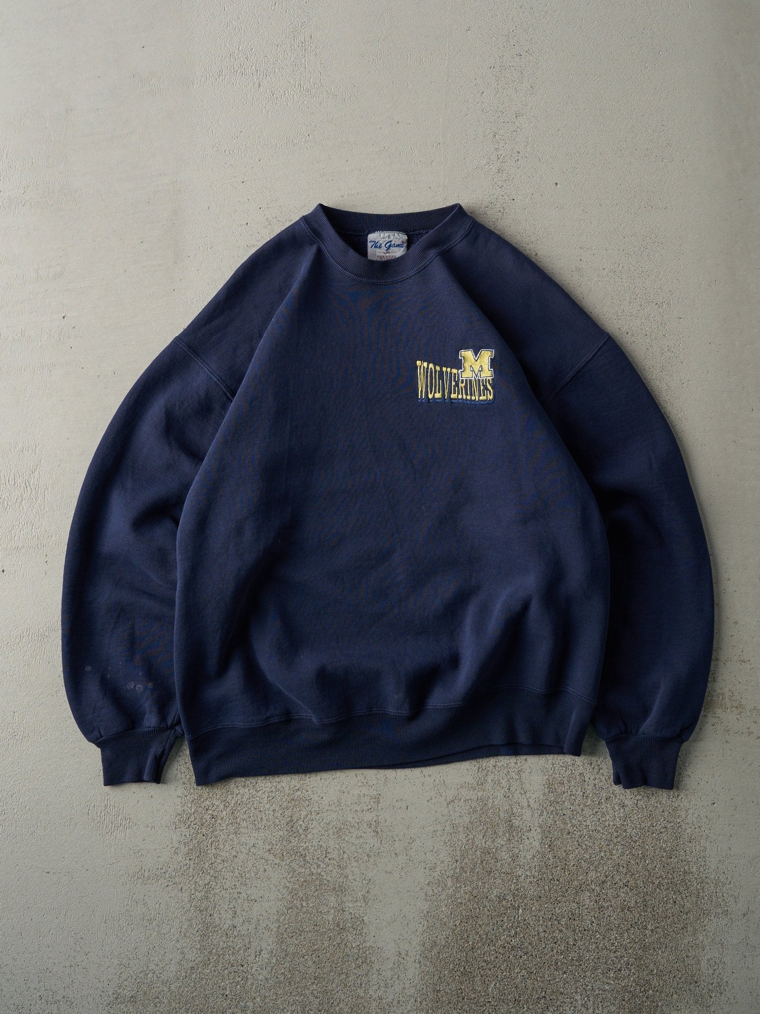 Vintage 90s Navy Blue Embroidered University of Michigan Wolverines Crewneck (M/L)