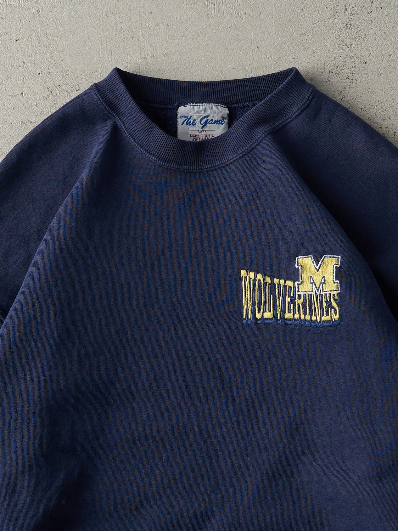 Vintage 90s Navy Blue Embroidered University of Michigan Wolverines Crewneck (M/L)