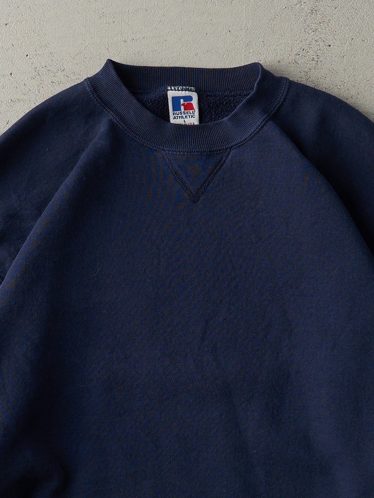 Vintage 90s Navy Blue Russell Athletic Blank Boxy Crewneck (M)