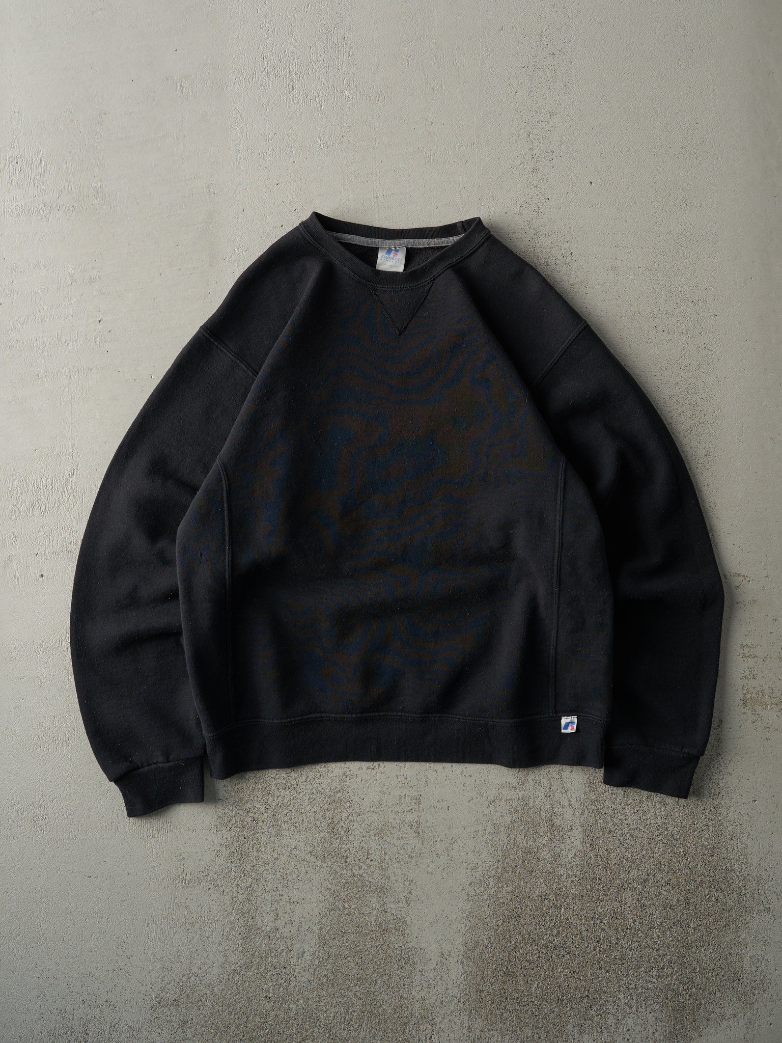 Vintage Y2K Black Russell Athletic Blank Crewneck (M)