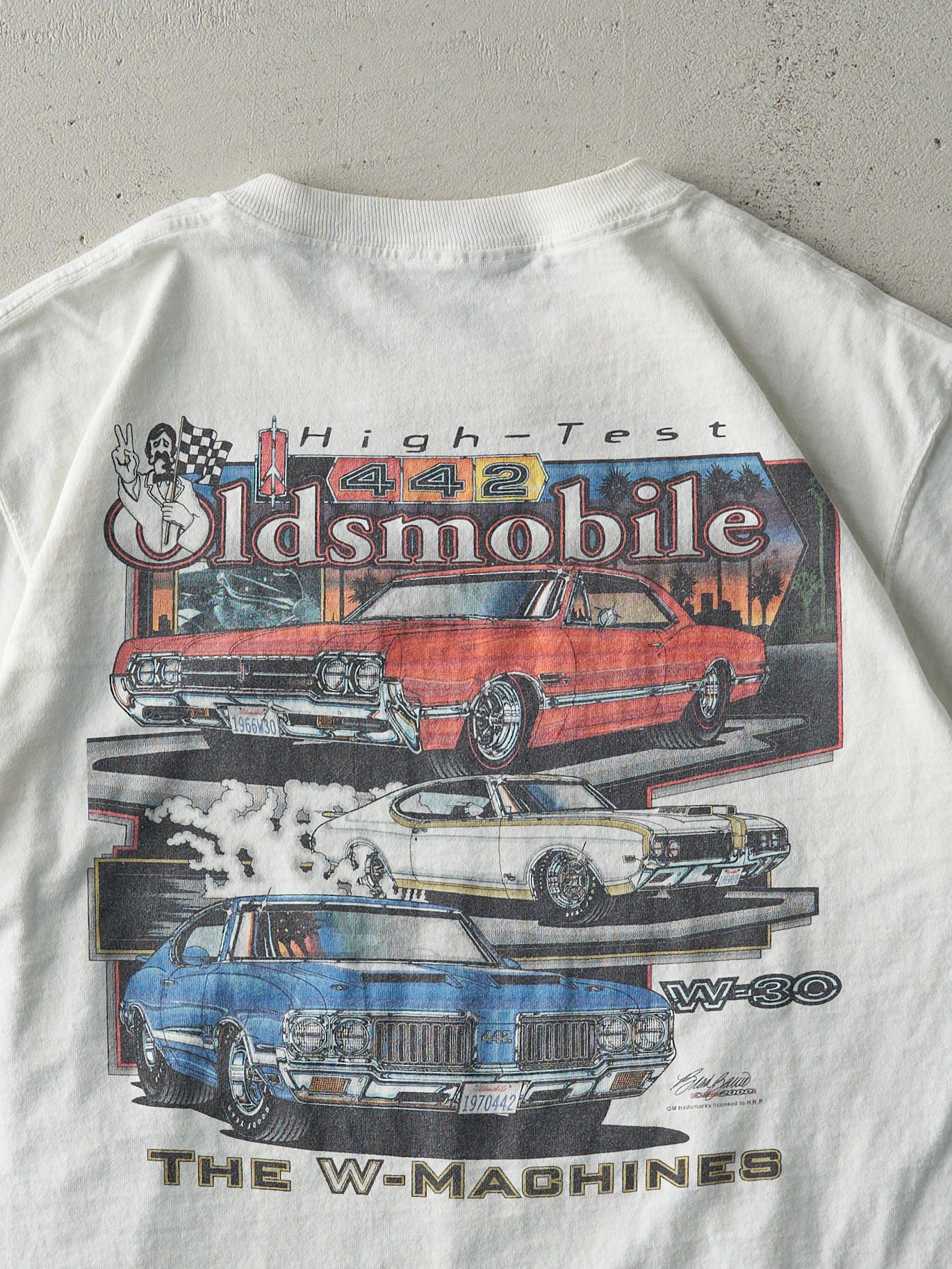 Vintage 00' White Oldsmobile Car Tee (M)