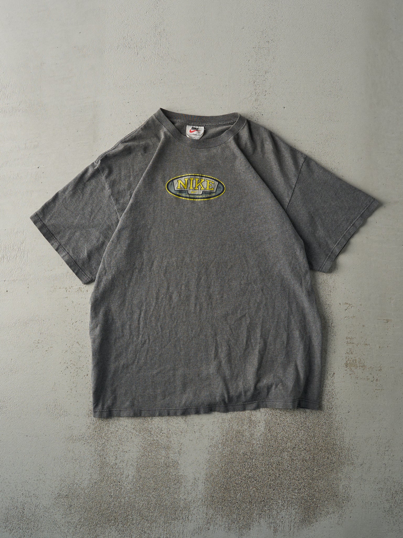 Vintage 90s Charcoal Grey Nike Classic Sports Tee (M/L)