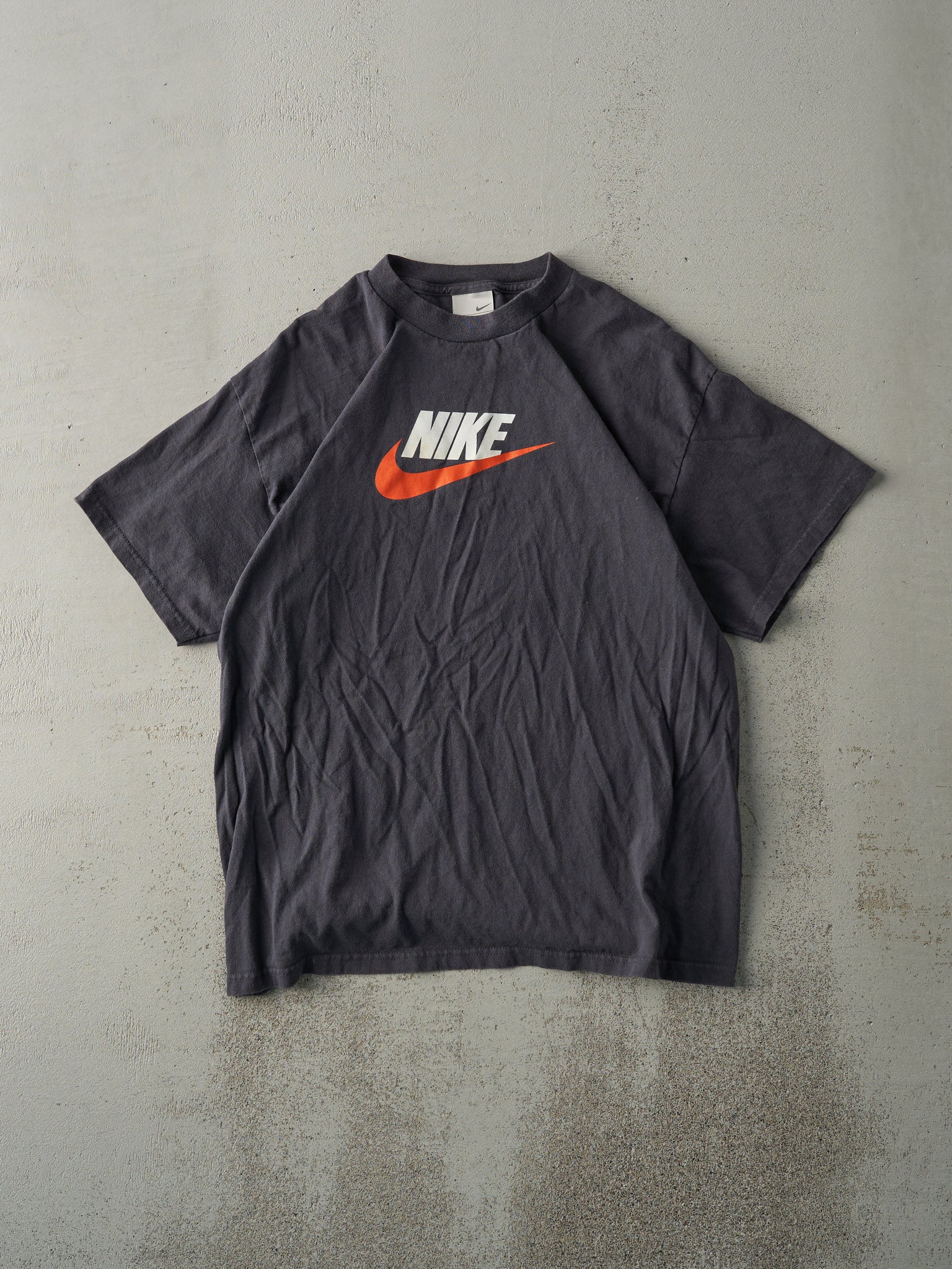 Vintage Y2K Charcoal Grey Nike Logo Tee (M)