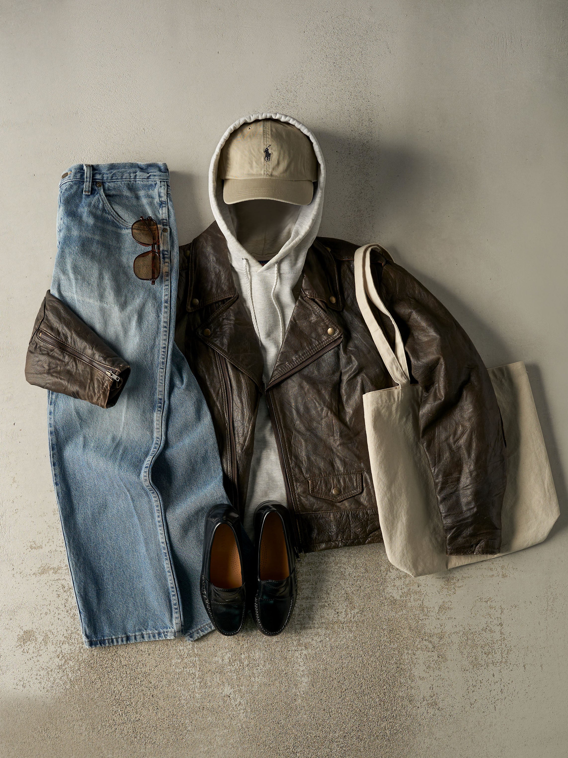 Vintage 90s Light Wash Levi's Jeans (36x32)