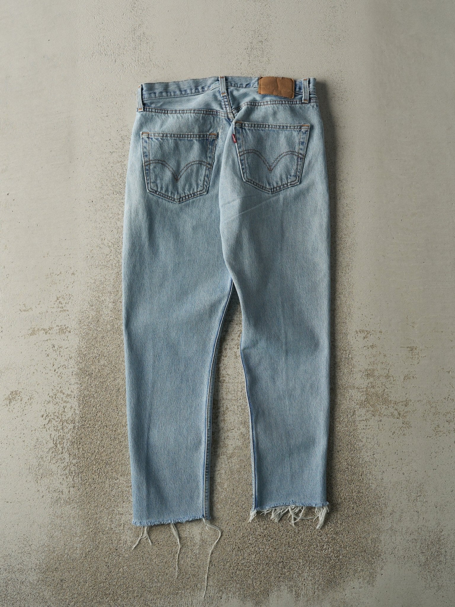 Vintage 90s Light Wash Levi's 501 Jeans (30x26.5)