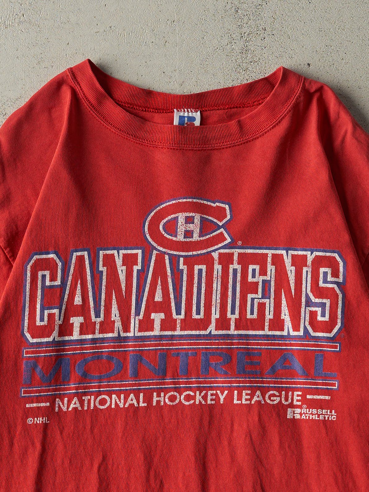 Vintage 90s Red Montreal Canadians Russell Athletic Tee (M/L)