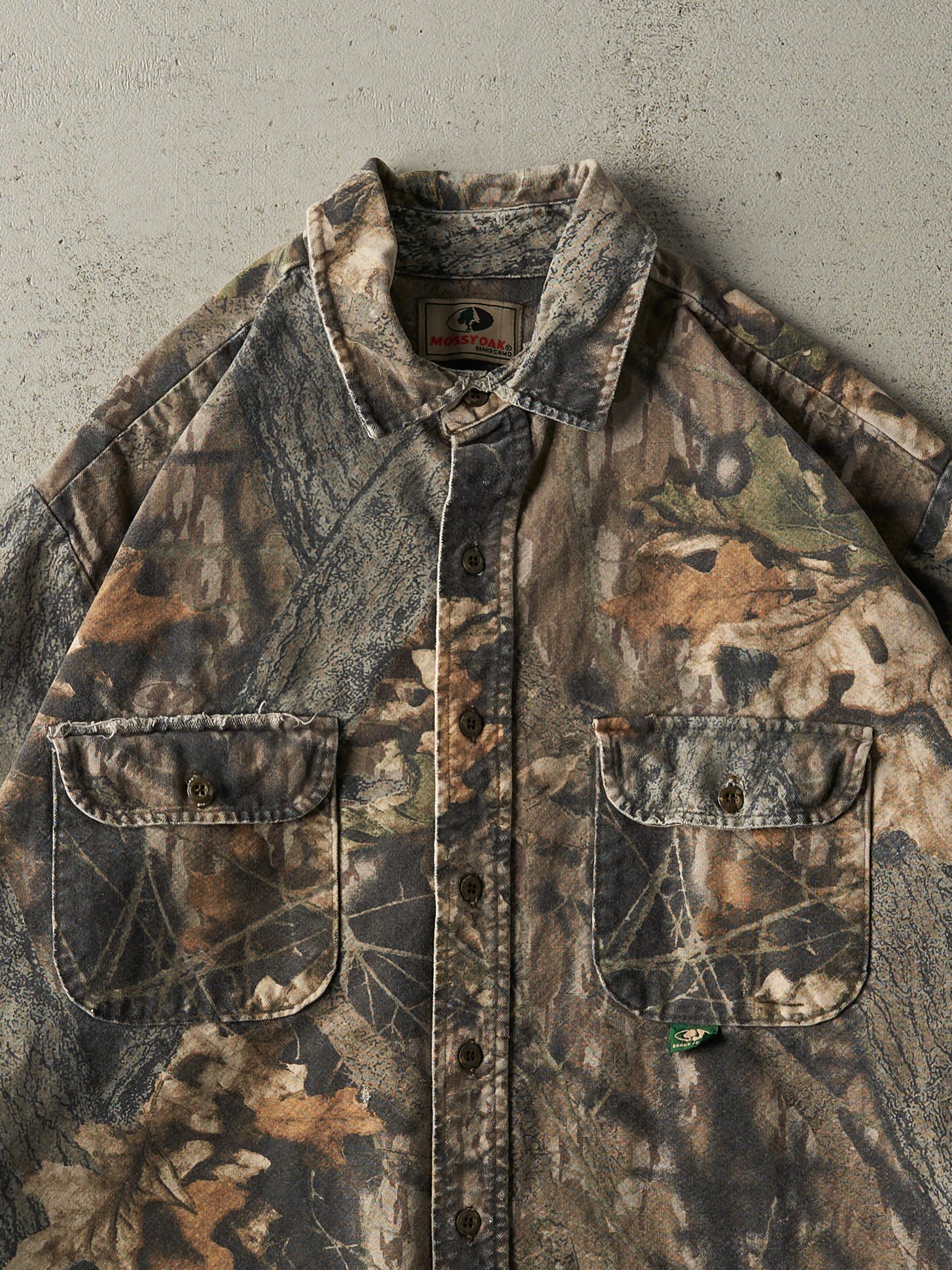 Vintage 90s Camo Mossy Oak Button Up Long Sleeve (XL)