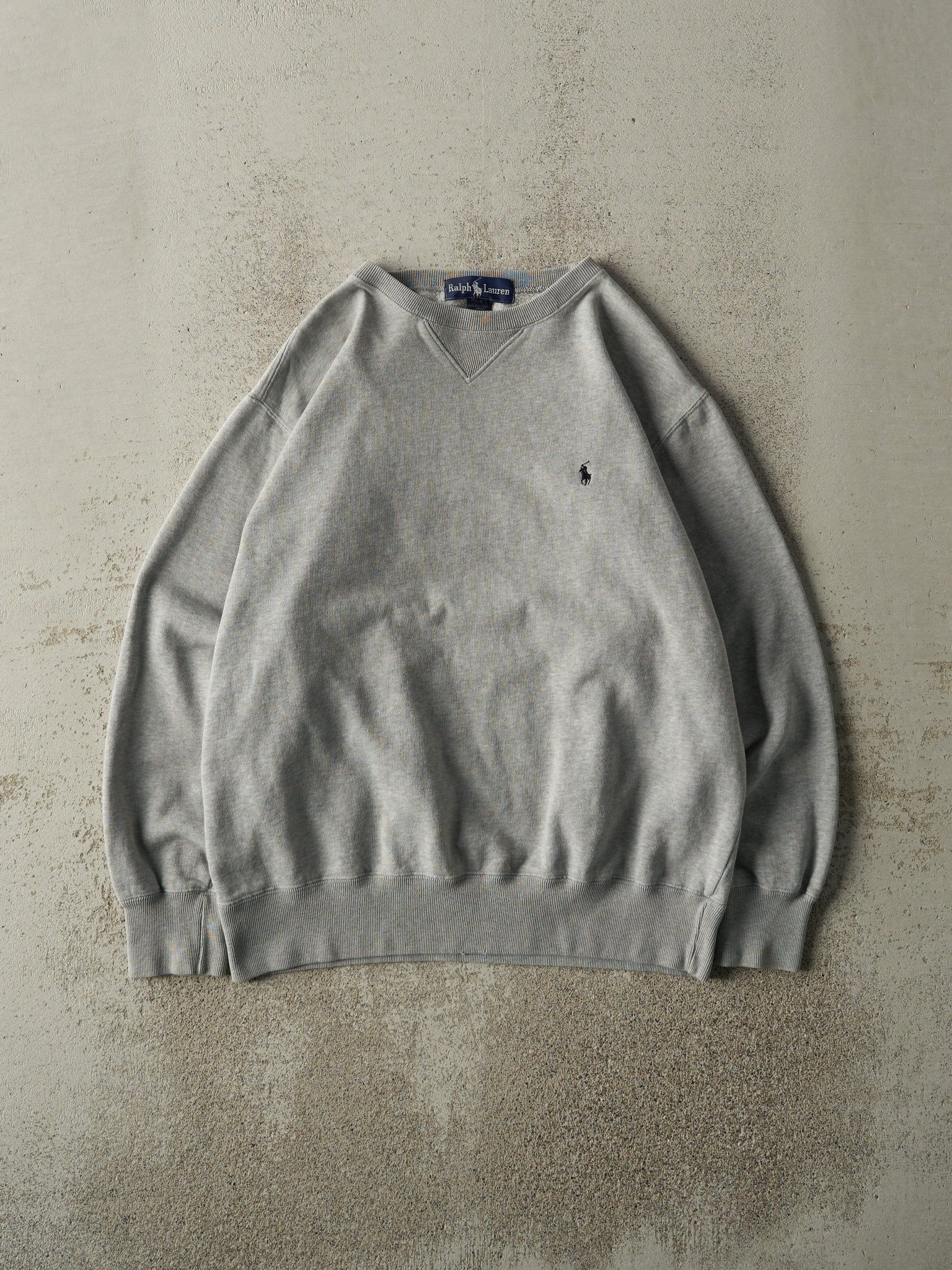 Vintage Y2K Grey Polo Crewneck (M)