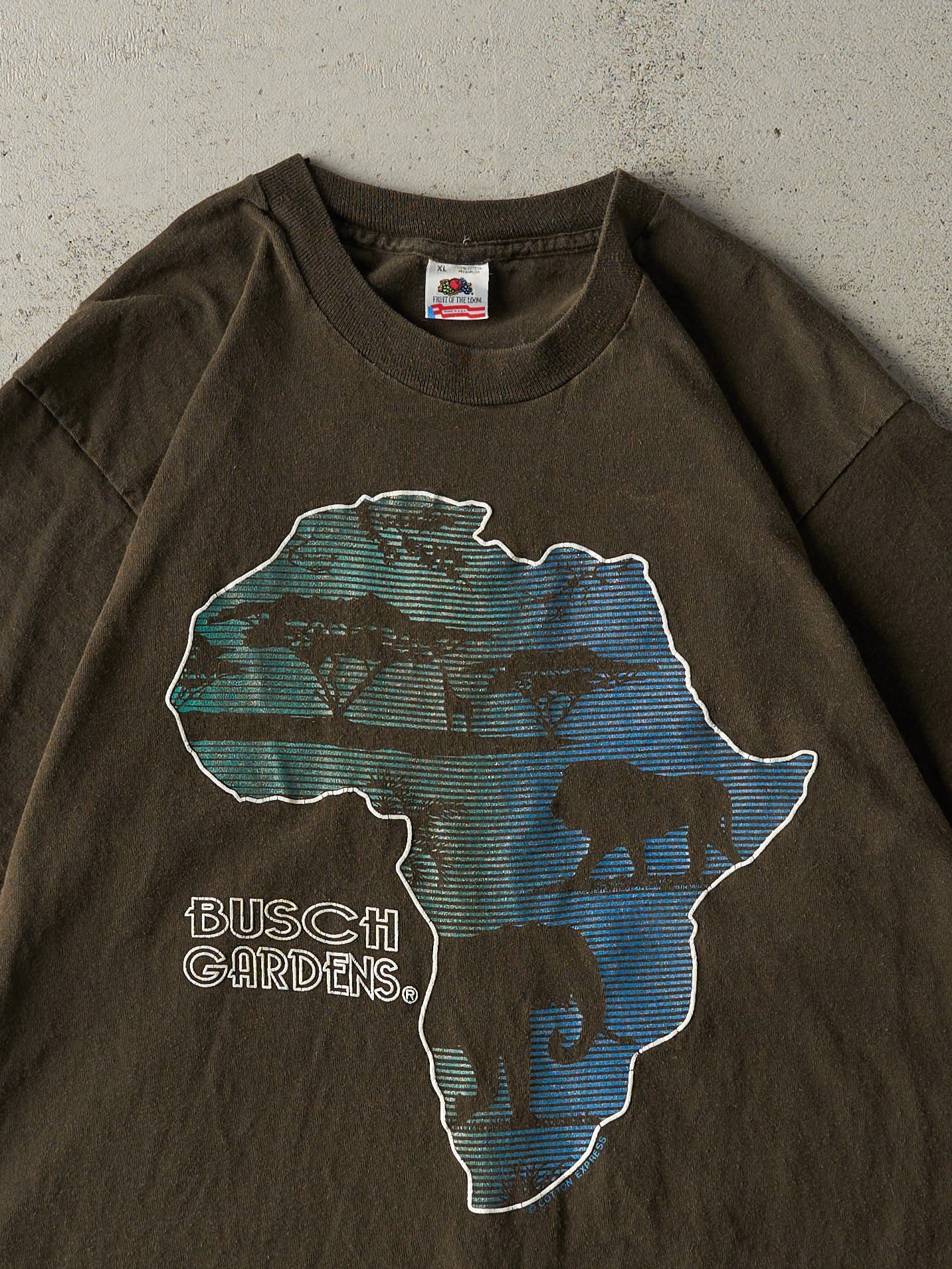 Vintage 90s Faded Brown Busch Gardens Single Stitch Tee (L/XL)