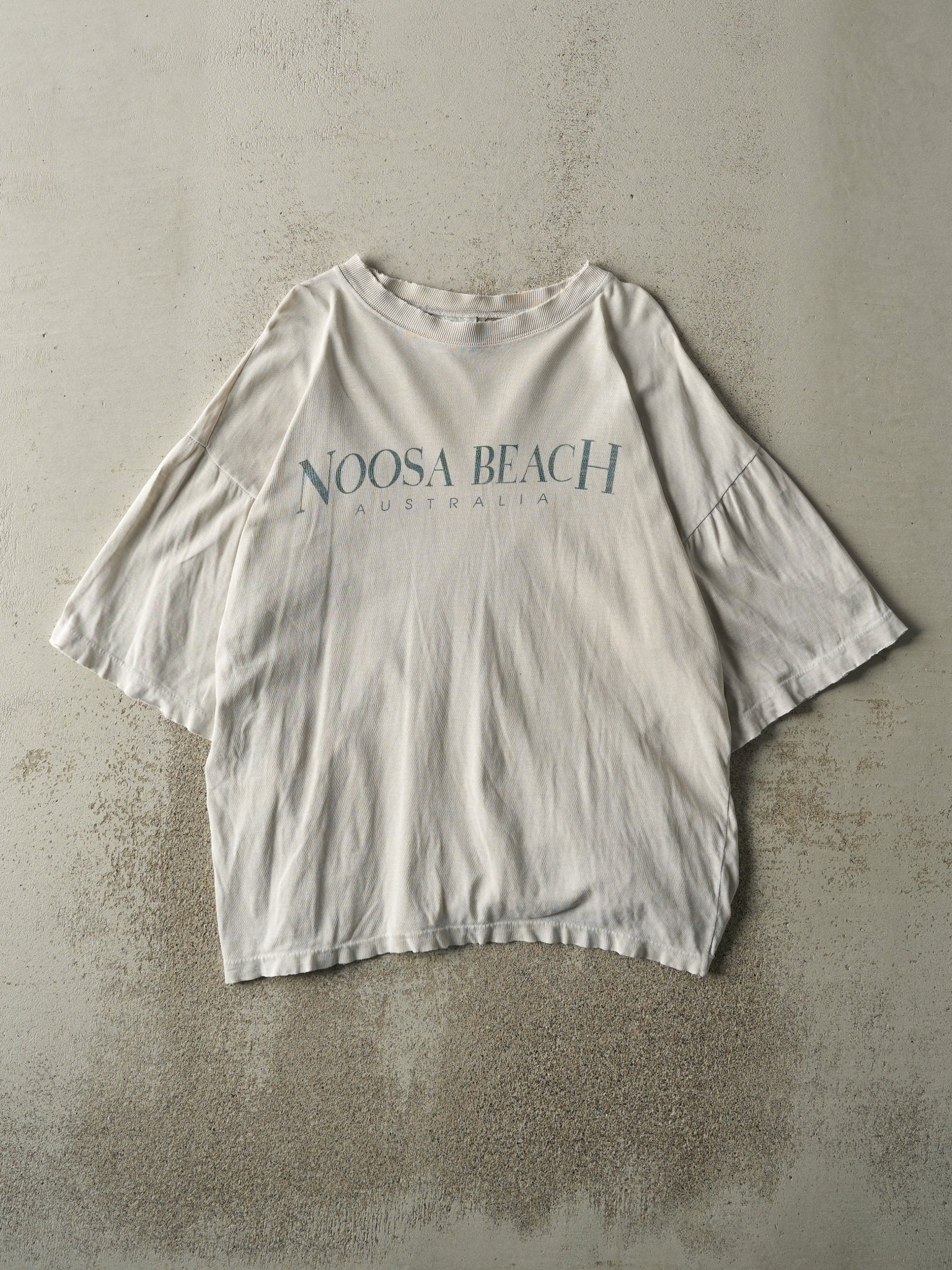 Vintage 90s Off White Noosa Beach Australia Tee (L)