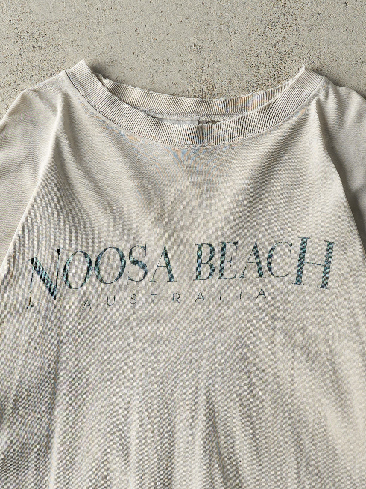 Vintage 90s Off White Noosa Beach Australia Tee (L)