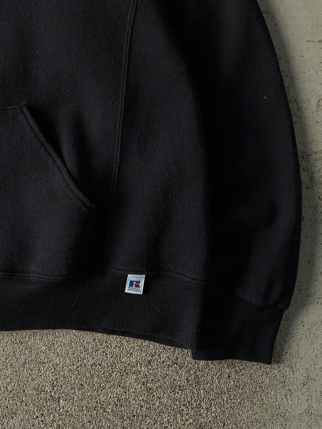 Vintage Y2K Black Blank Russell Athletic Hoodie (M/L)