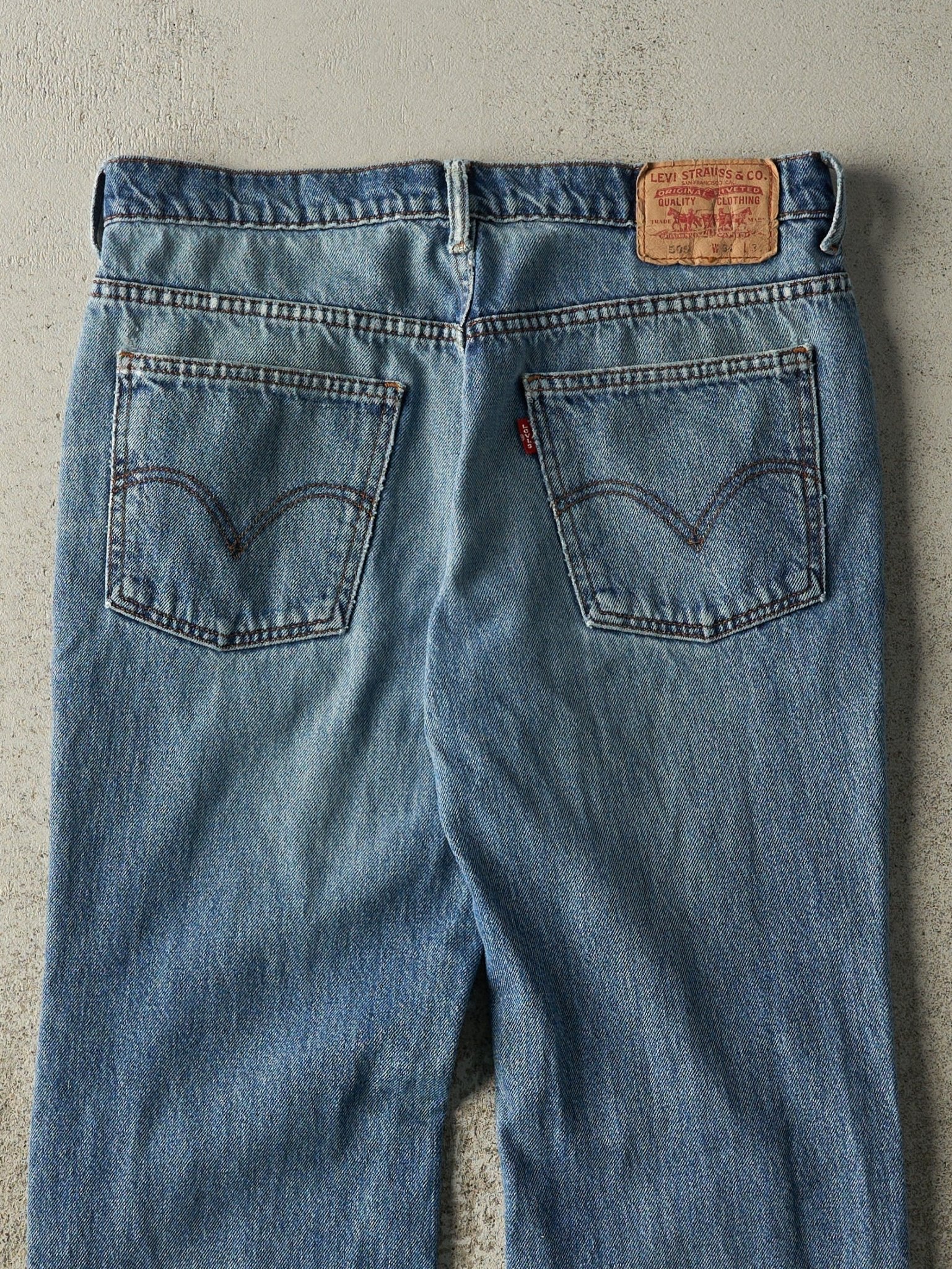 Vintage Y2K Light Wash Levi's 505 Jeans (33.5x29)