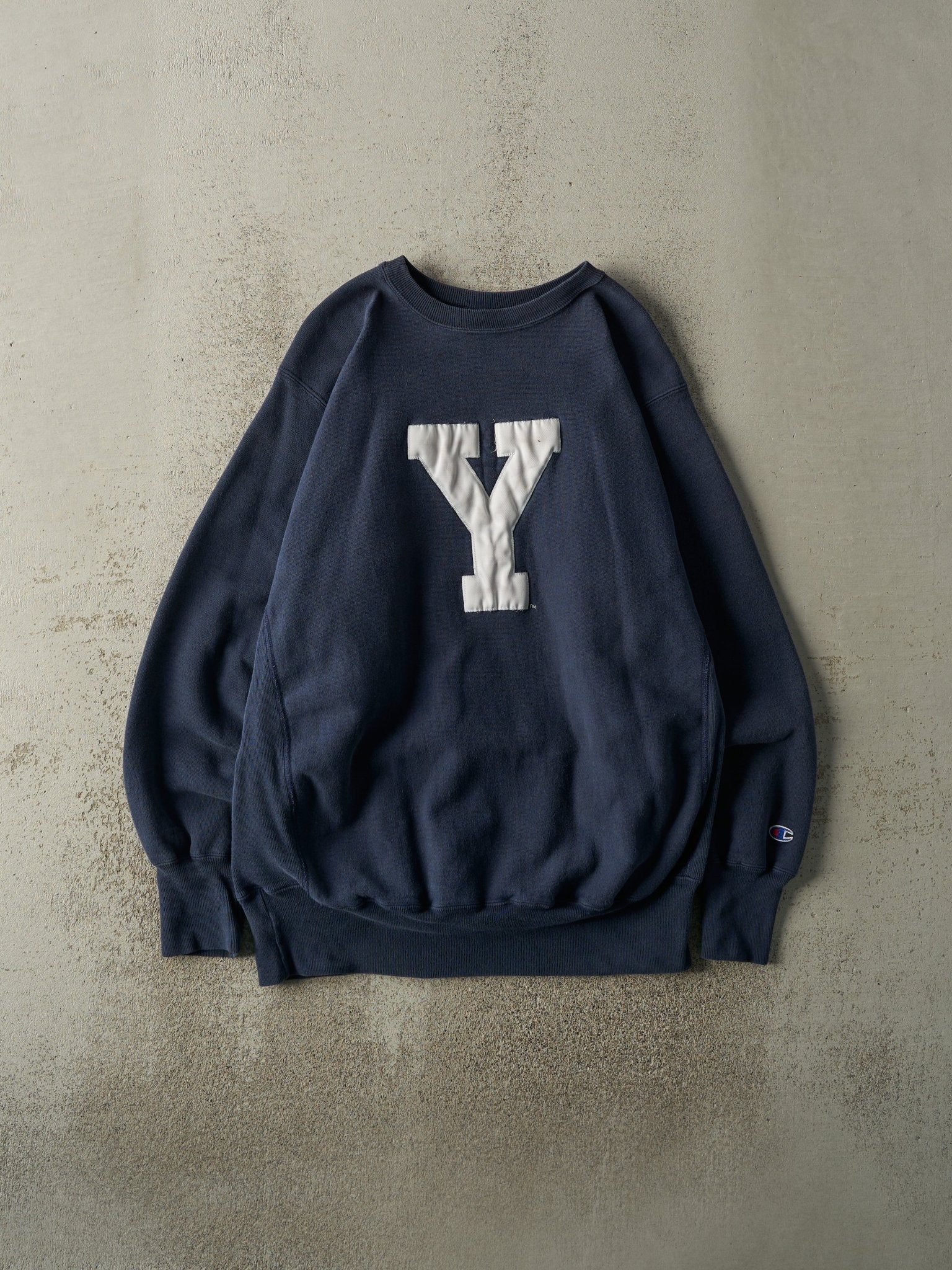 Vintage 90s Navy Blue Yale University Reverse Weave Crewneck (L)