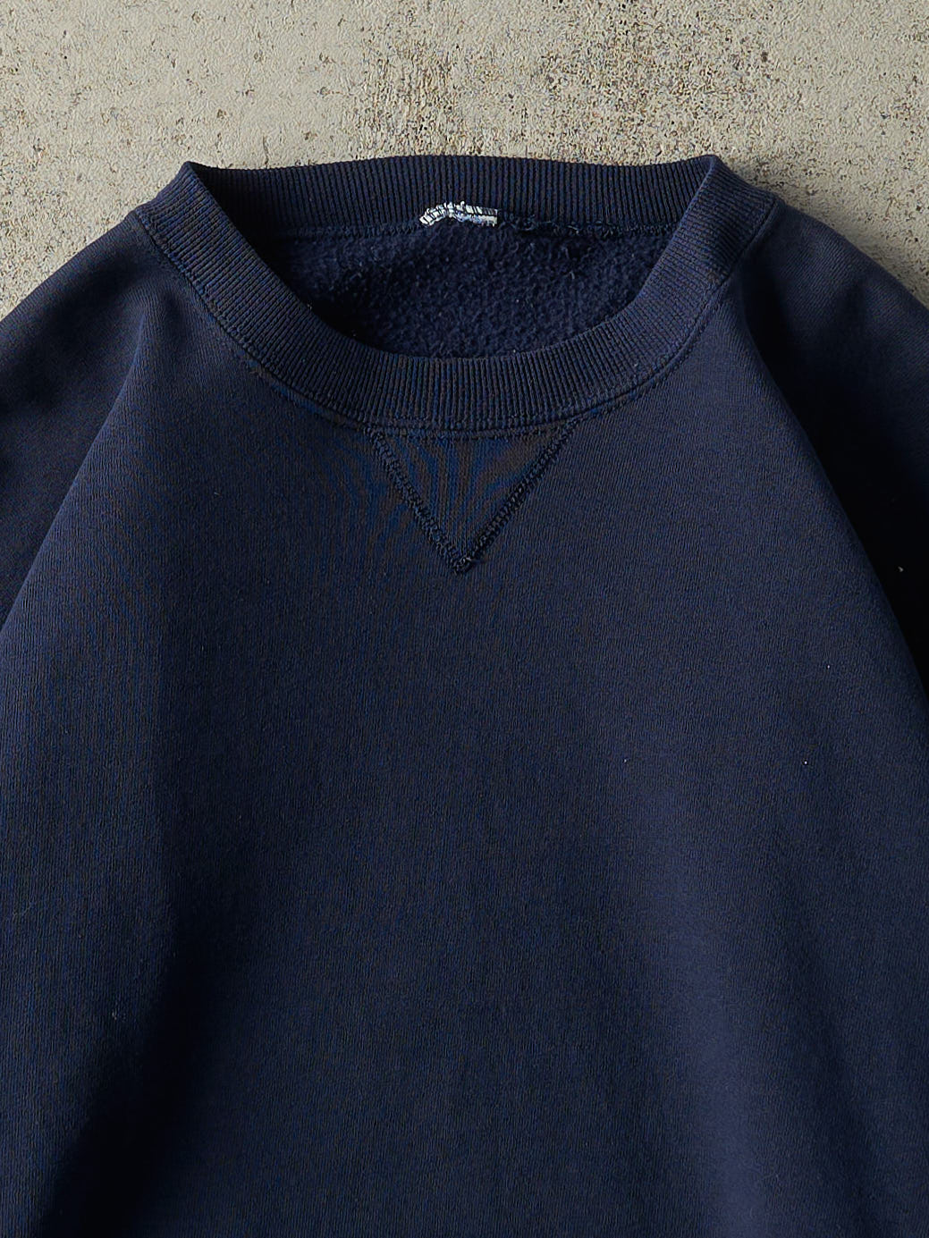 Vintage 90s Navy Blue Russell Athletic Blank Crewneck (L)