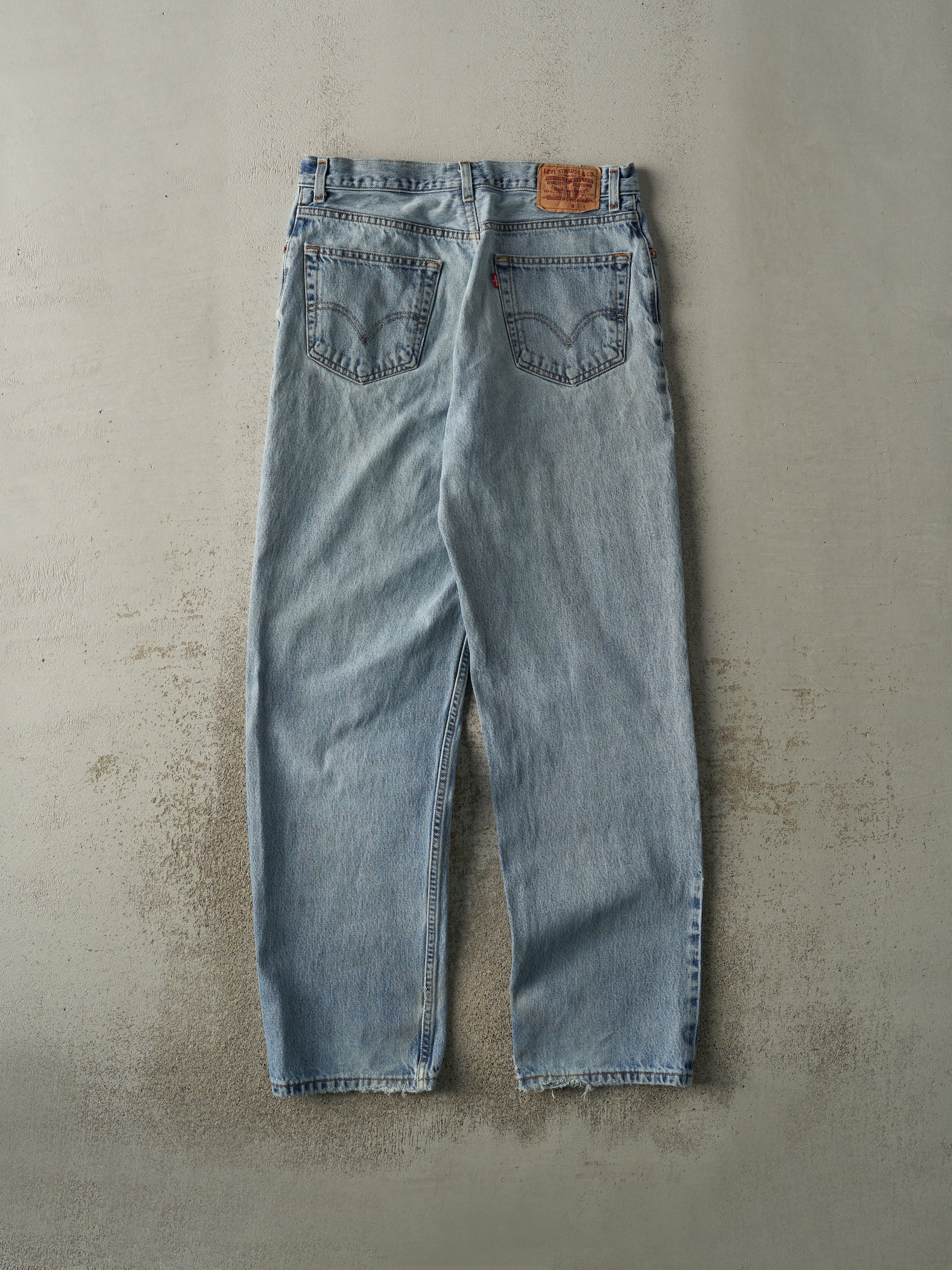 Vintage 90s Light Wash Levi's Jeans (33x33.5)