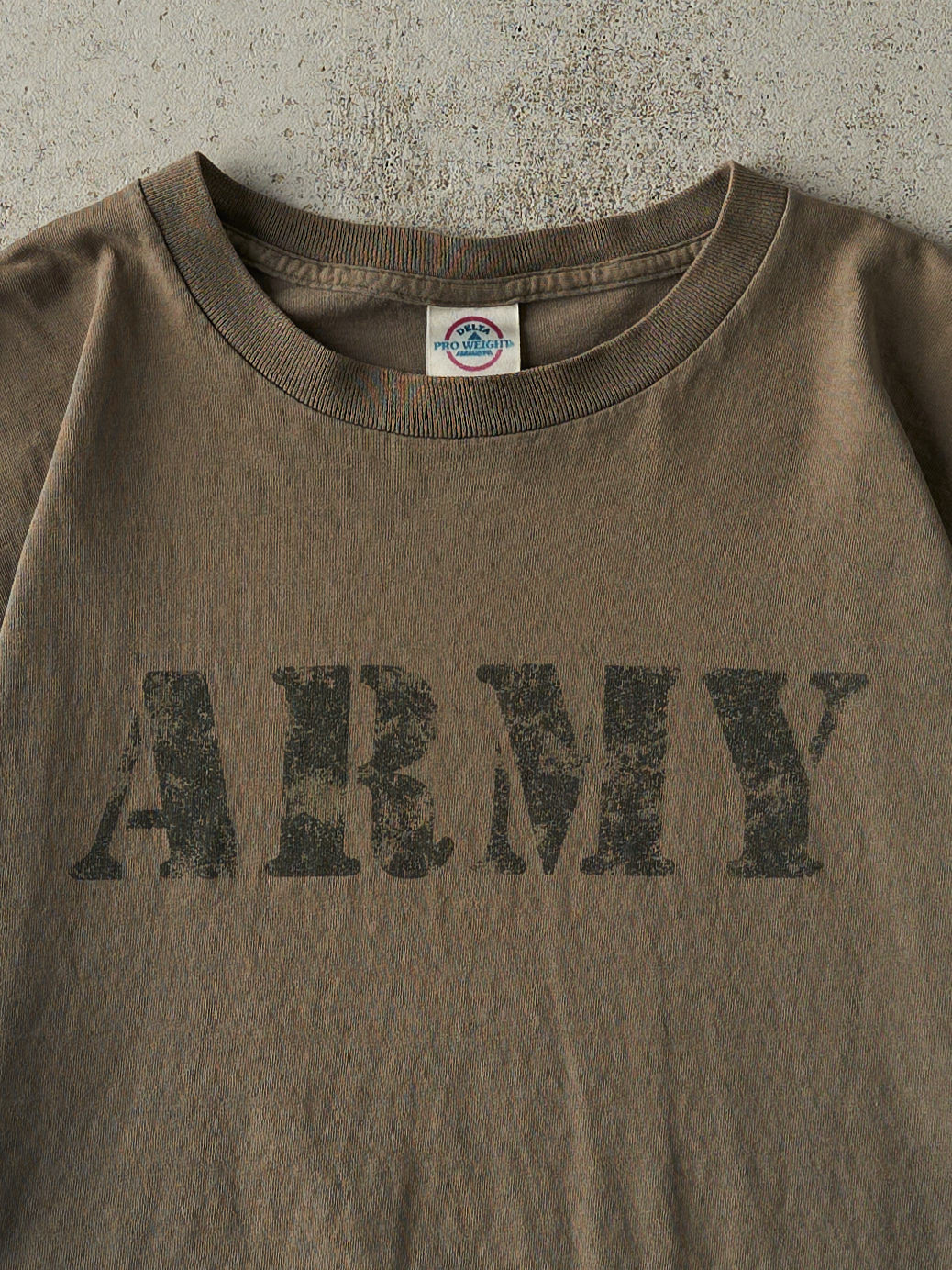 Vintage Y2K Green US Army Tee (L/XL)