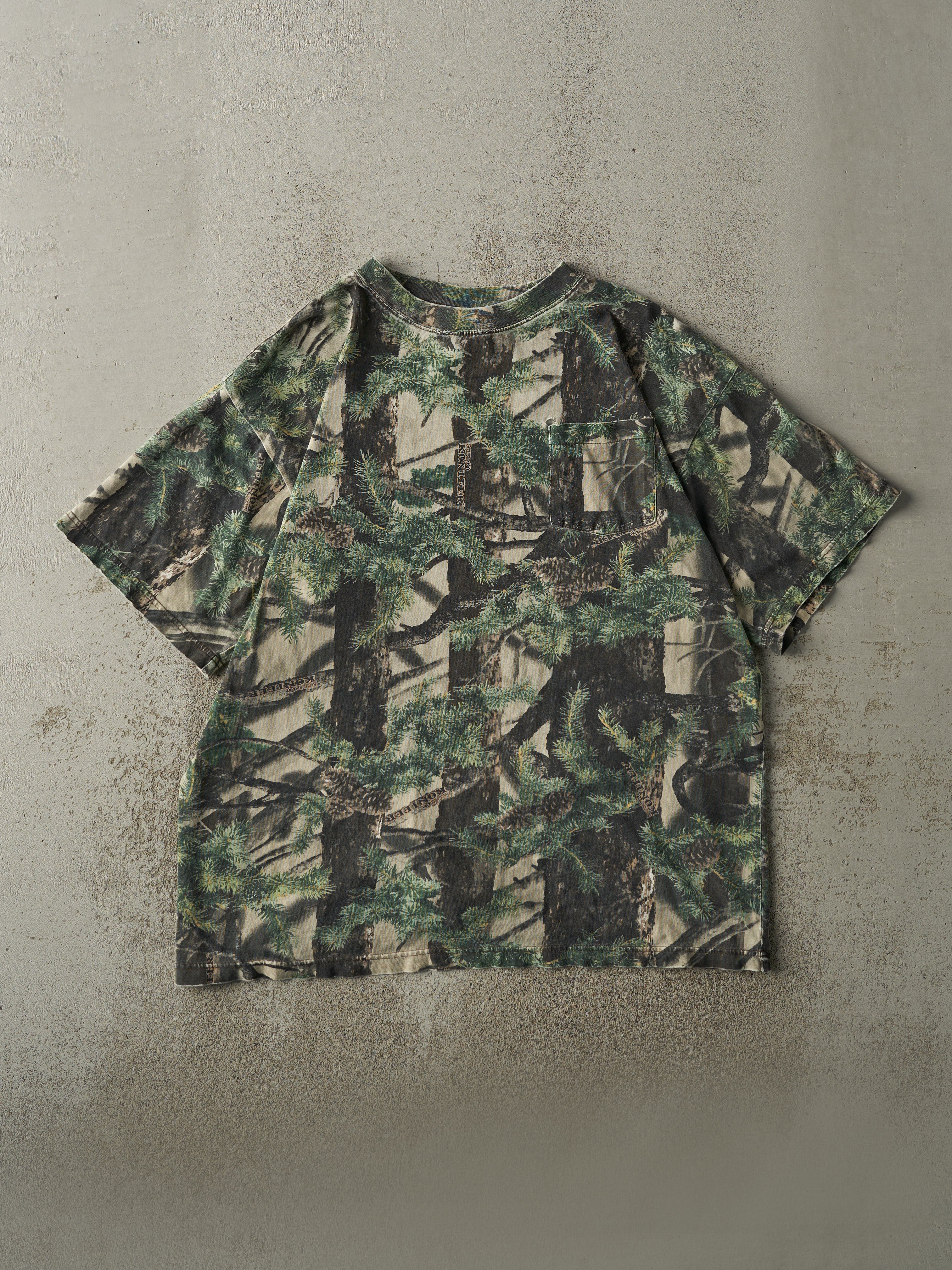 Vintage Y2K Camo Cabela's X Seclusion 3D Camo Pocket Tee (L/XL)