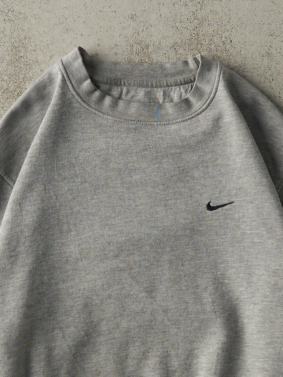 Vintage Y2K Grey Nike Embroidered Crewneck (M/L)