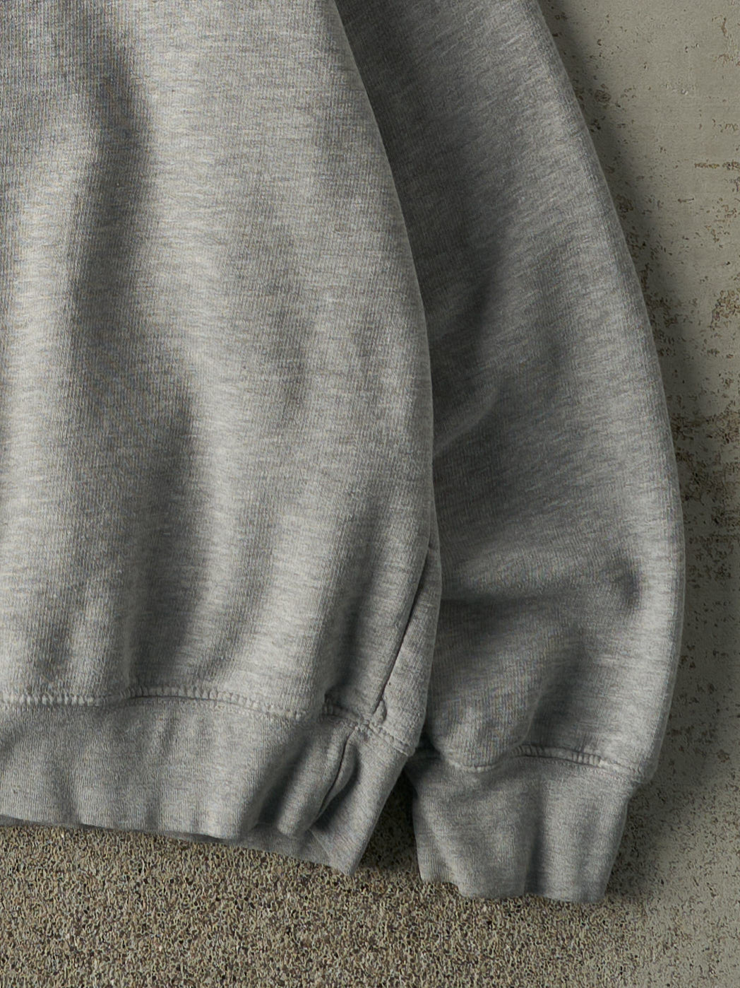 Vintage Y2K Grey Nike Embroidered Crewneck (M/L)