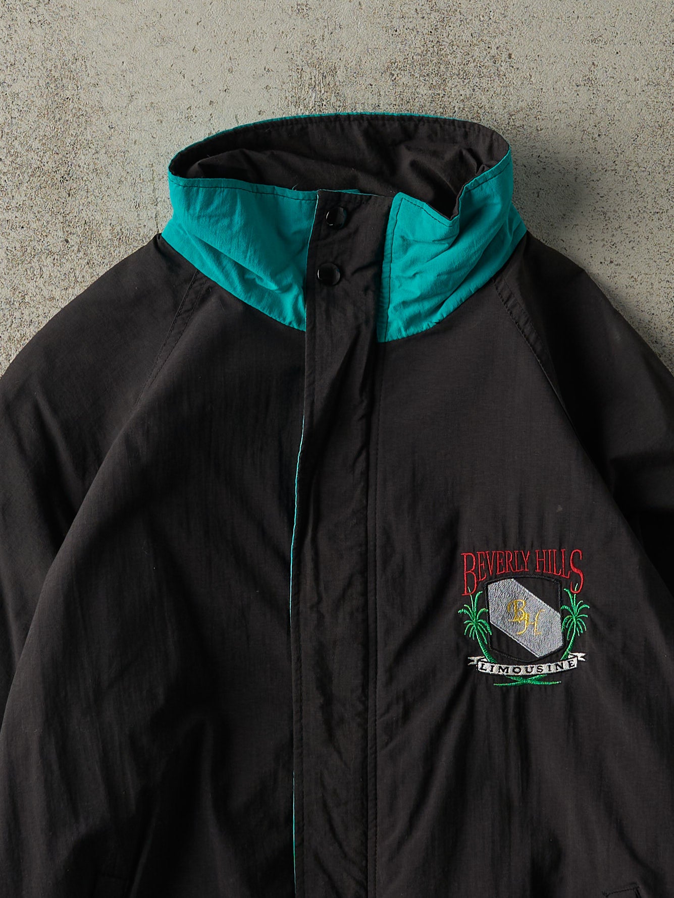 Vintage 80s Black Beverly Hills Limousine Embroidered Windbreaker Jacket (L/XL)