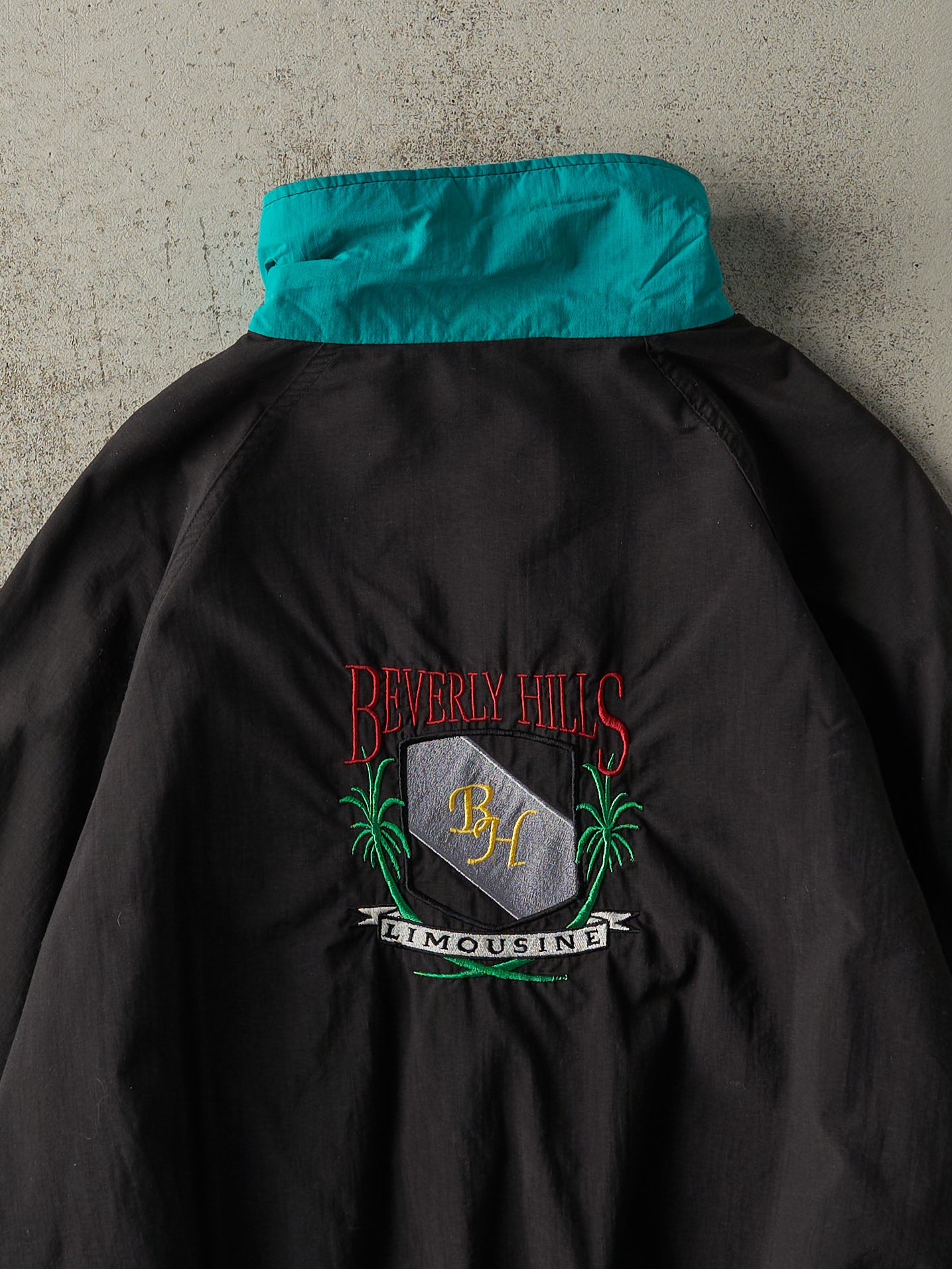 Vintage 80s Black Beverly Hills Limousine Embroidered Windbreaker Jacket (L/XL)