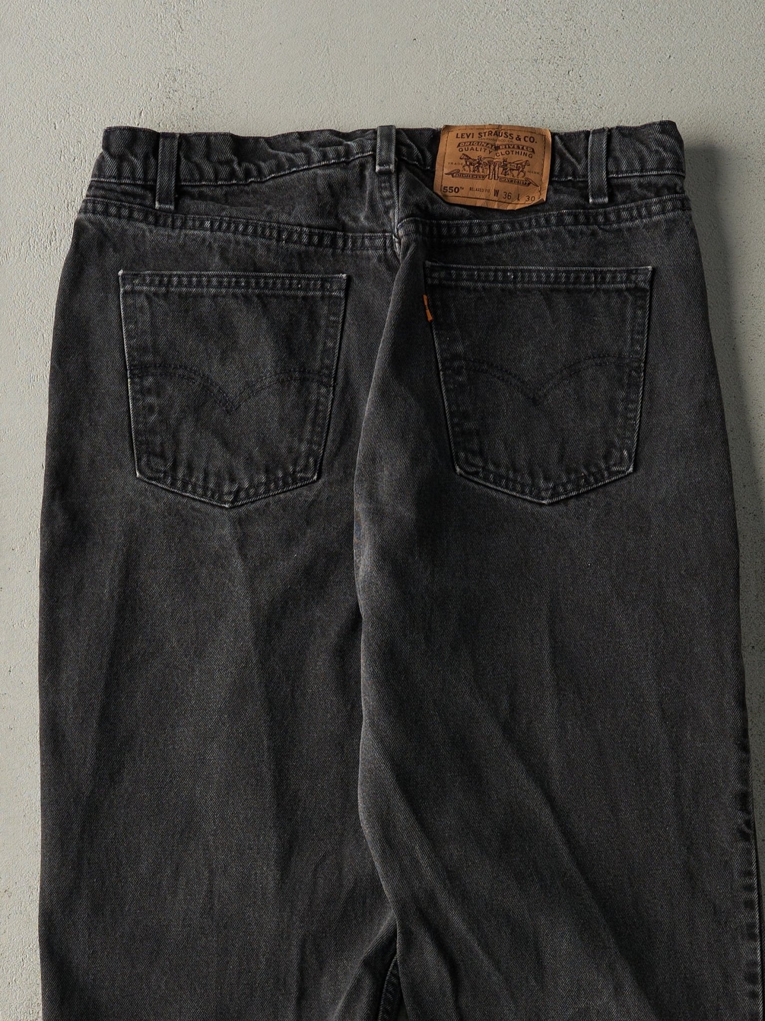 Vintage 90s Black Levi's 550 Orange Tab Denim Pants (34x28.5)