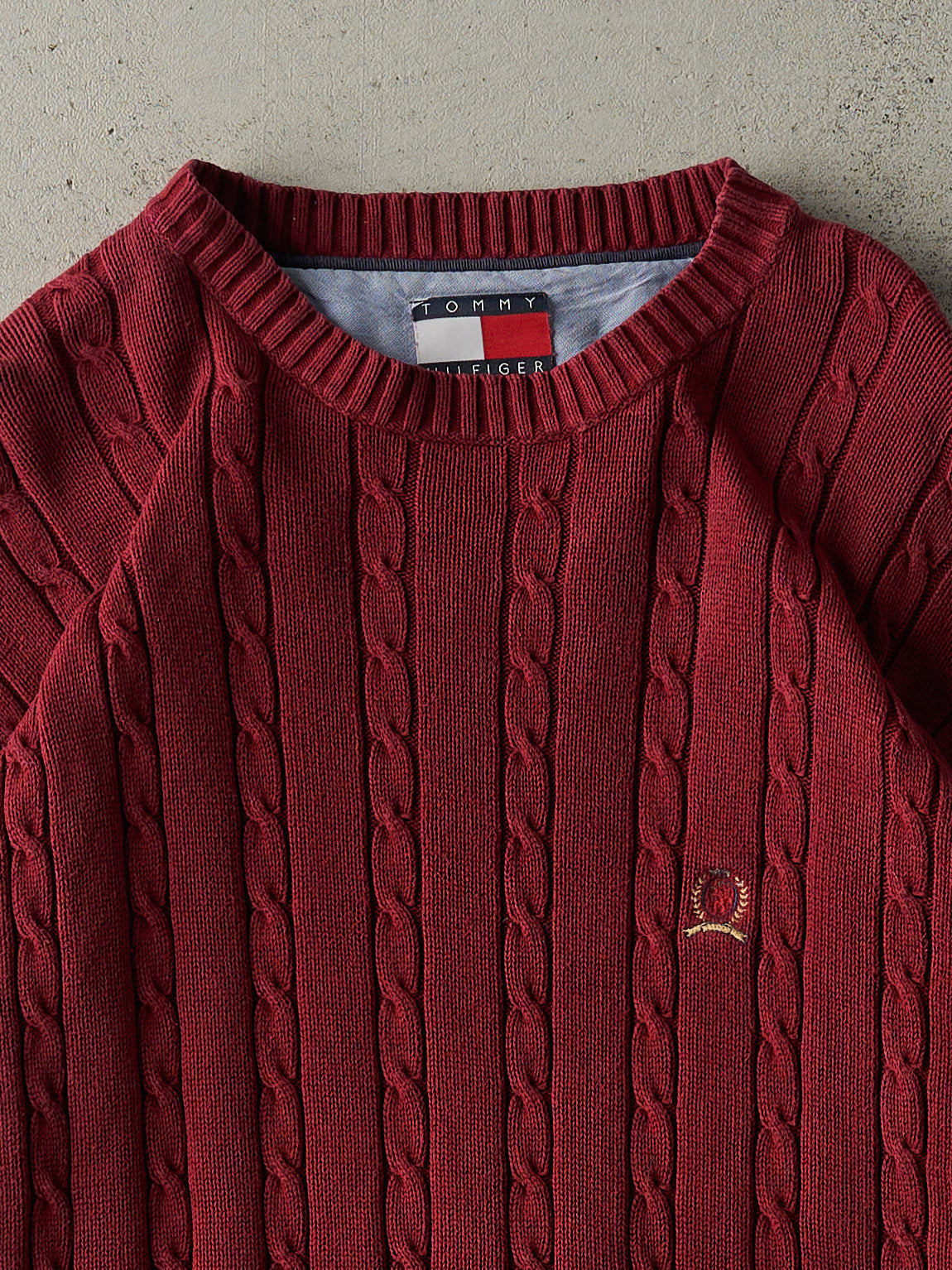 Vintage 90s Red Tommy Hilfiger Cable Knit Pullover (L)