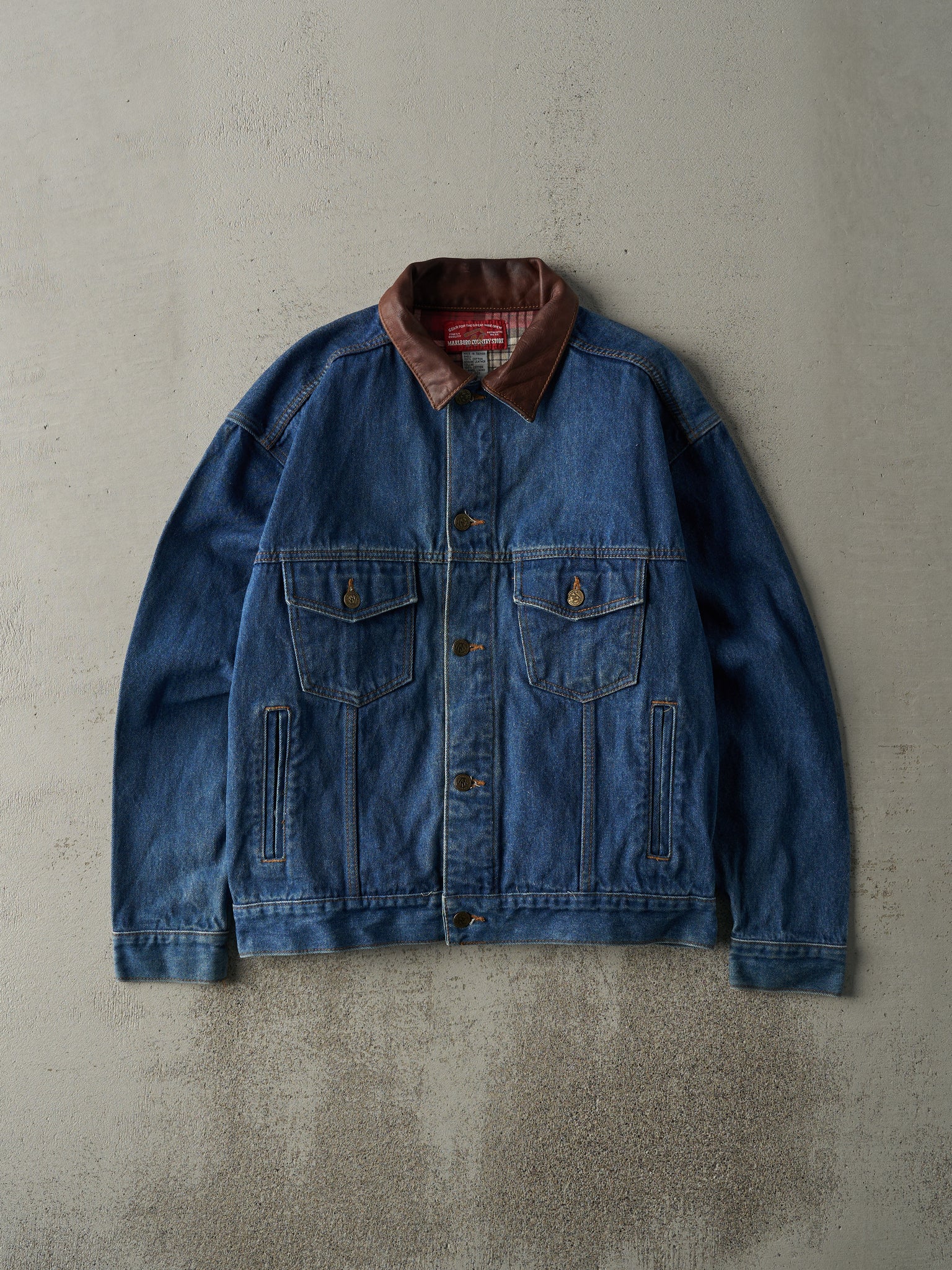 Vintage 80s Dark Wash Marlboro Leather Collared Denim Jacket (M)