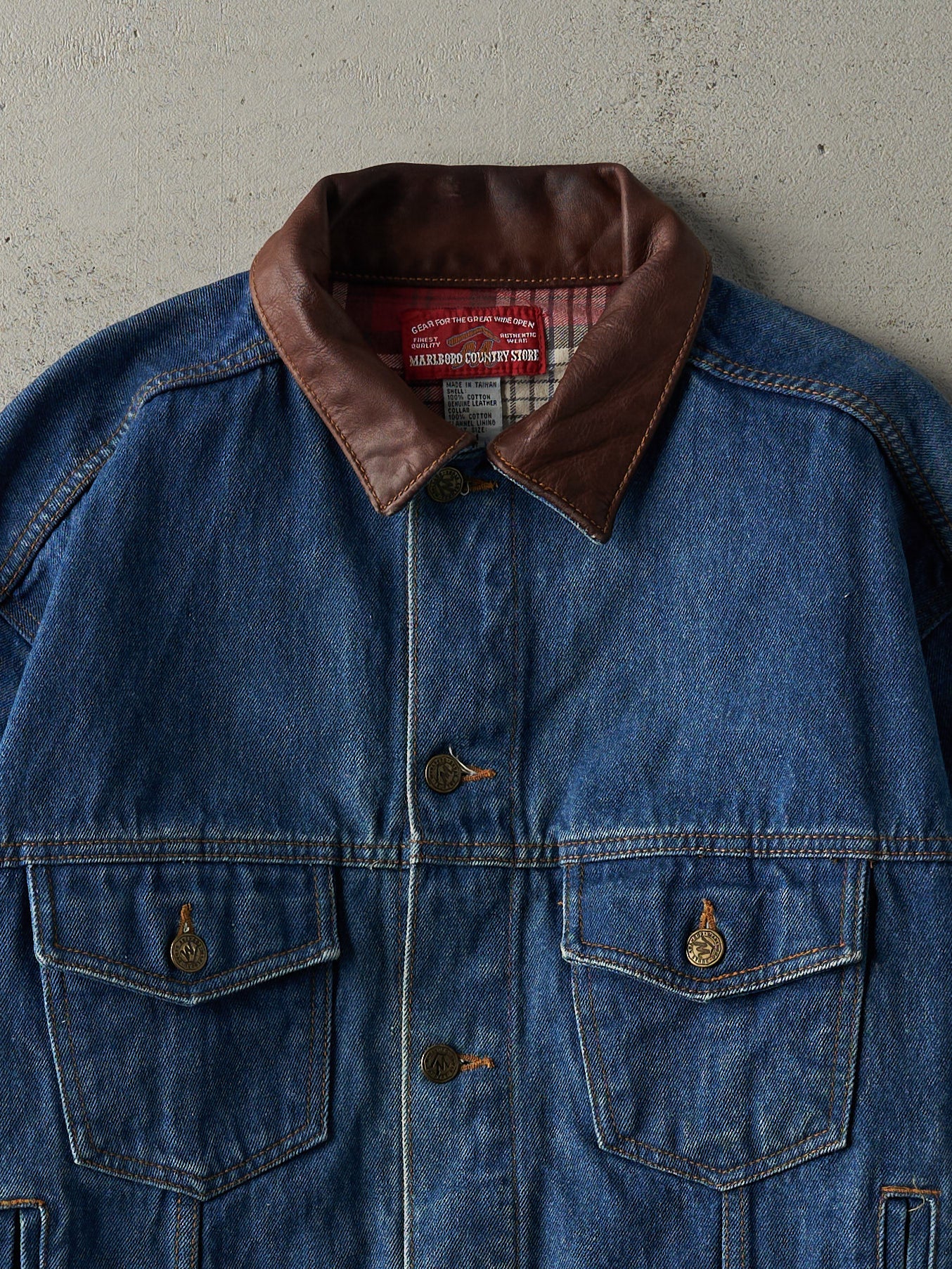 Vintage 80s Dark Wash Marlboro Leather Collared Denim Jacket (M/L)