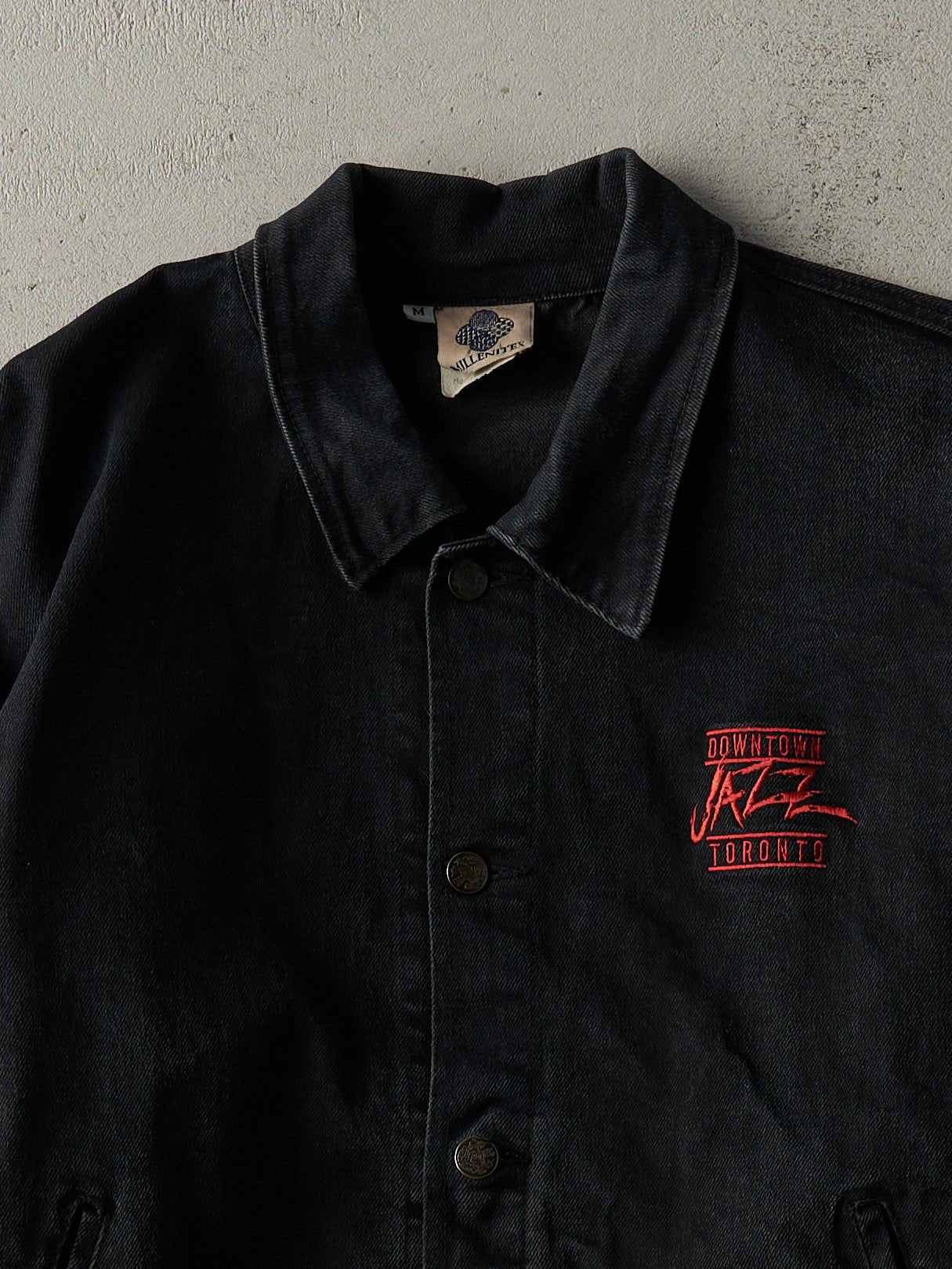 Vintage 90s Black & Red Embroidered Downtown Toronto Jazz Festival Denim Jacket (M)