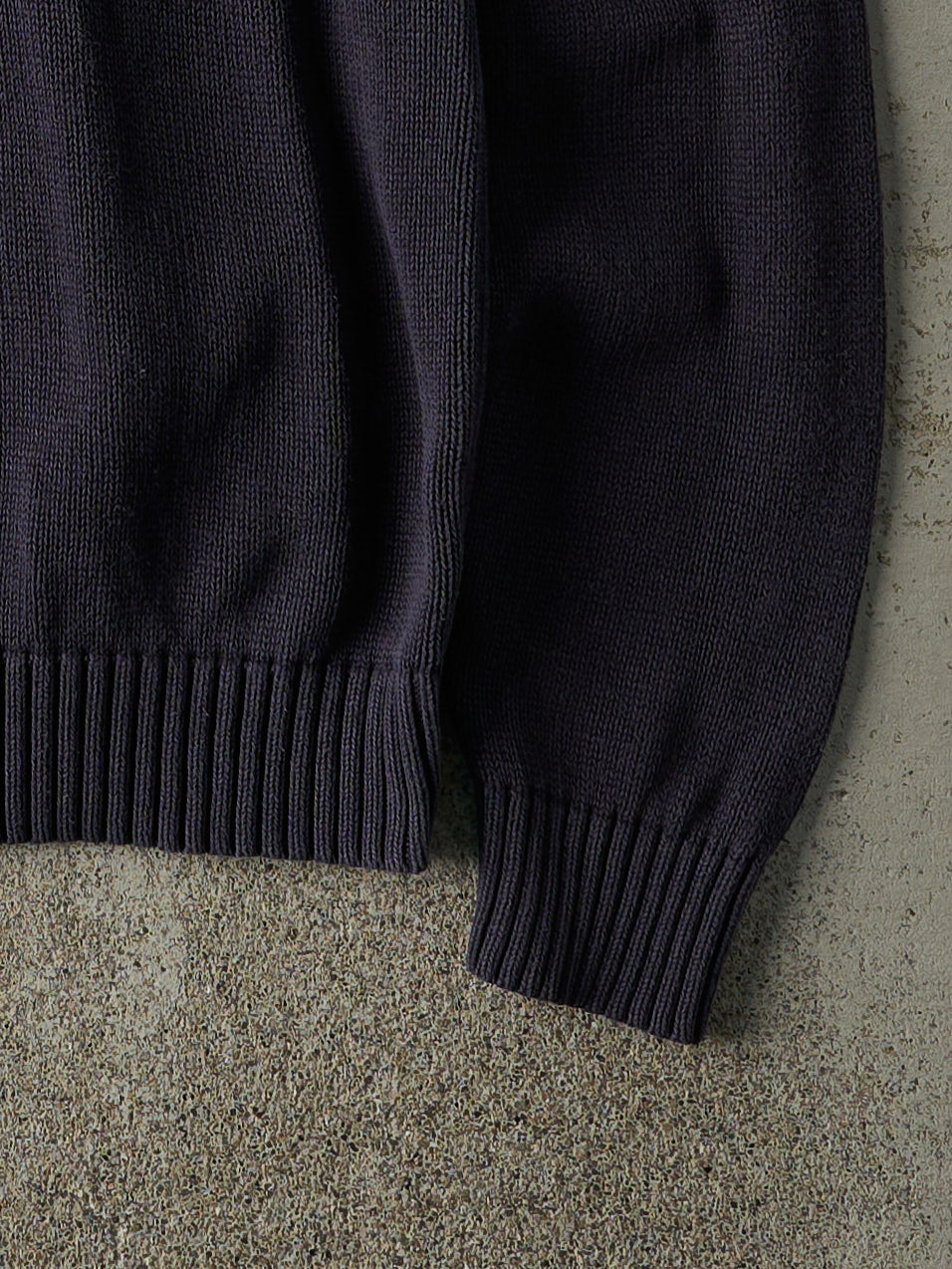 Vintage Y2K Navy Blue & Grey Knit Pullover (M)