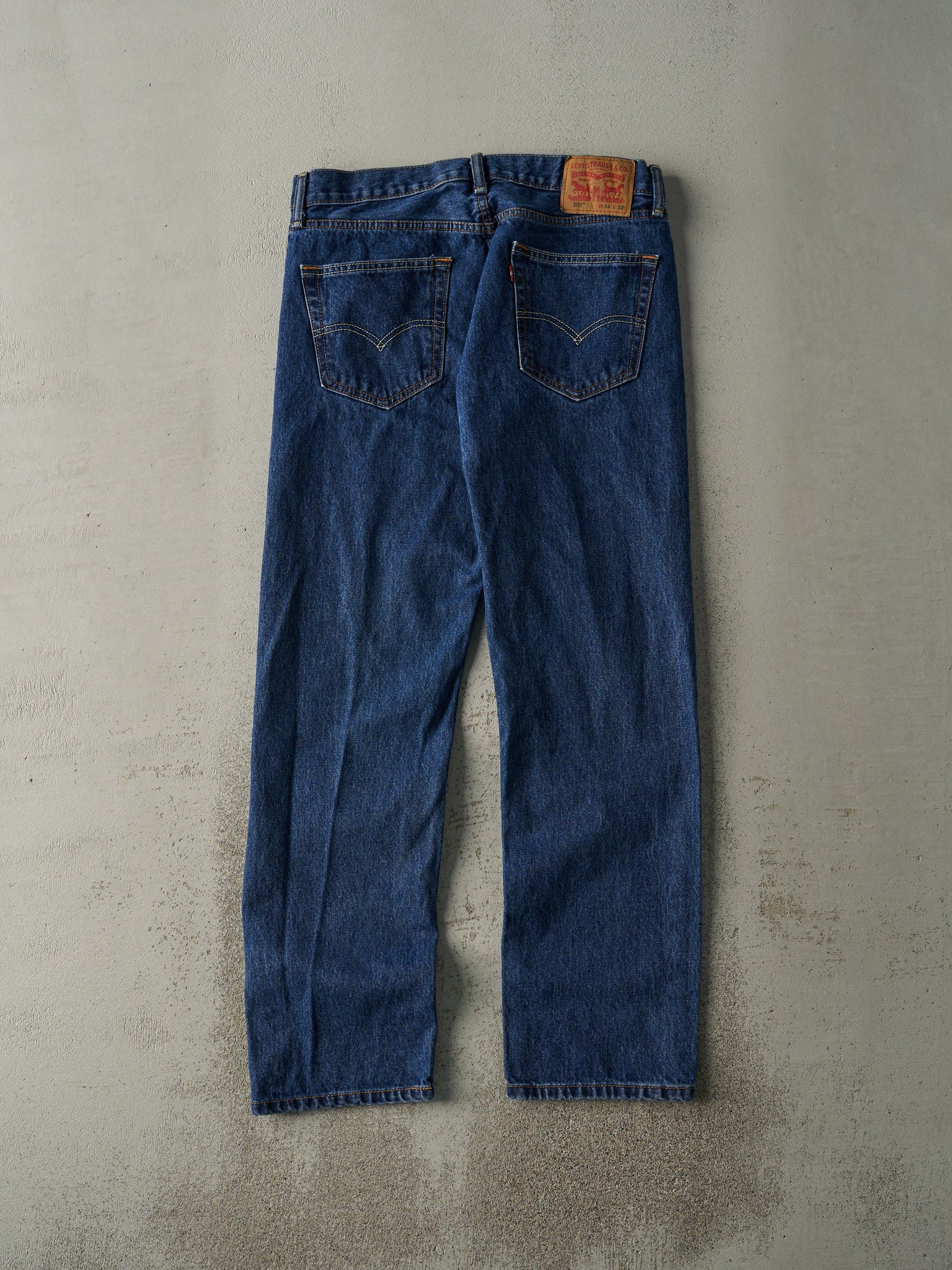 Vintage Y2K Dark Wash Levi's 505 Jeans (34x31)