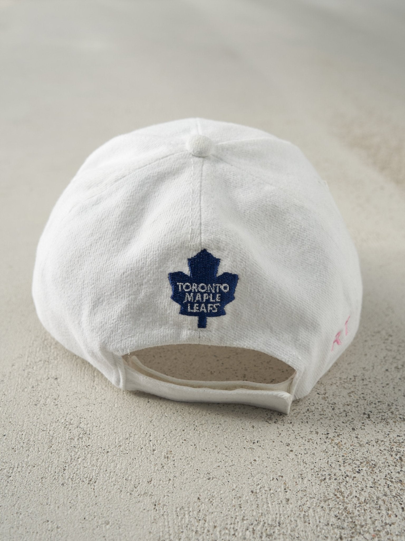 Vintage Y2K White Embroidered Toronto Maple Leafs Velcro Hat