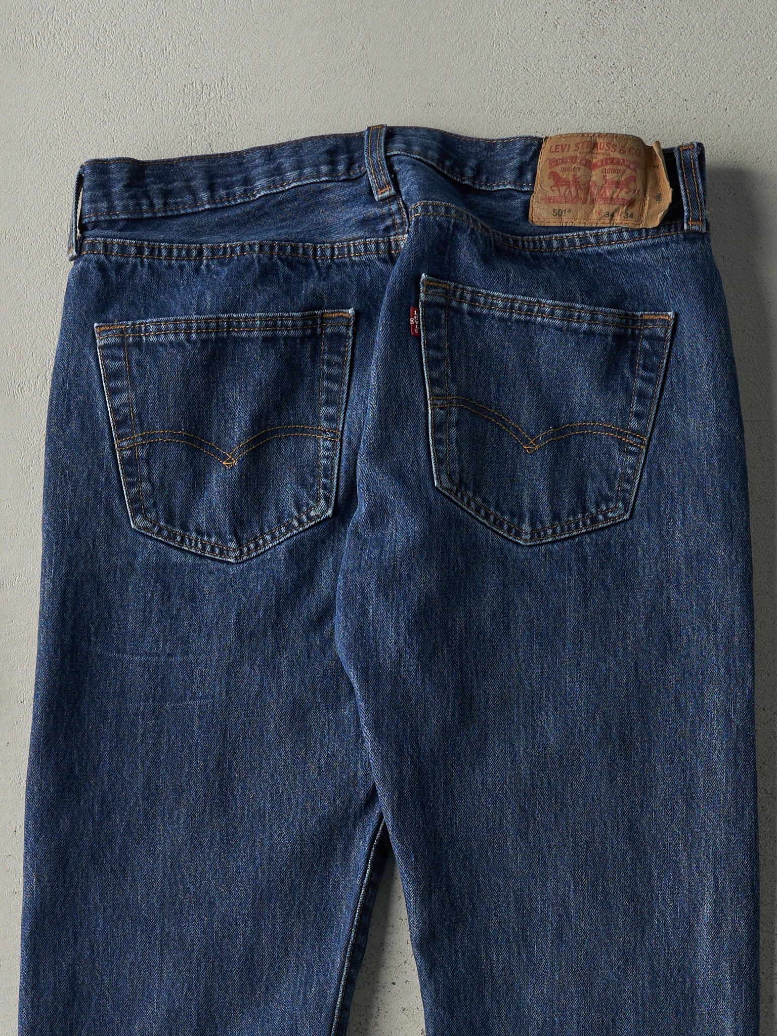 Vintage Y2K Dark Wash Levi's 501 Jeans (34x32.5)