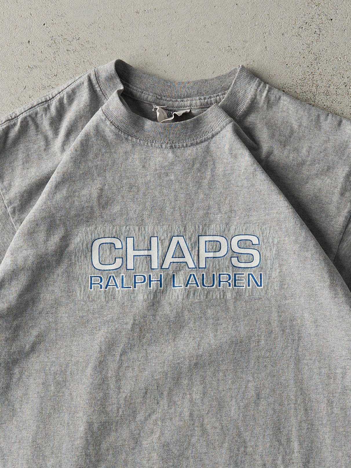 Vintage Y2K Grey Chaps by Ralph Lauren Tee (S/M)