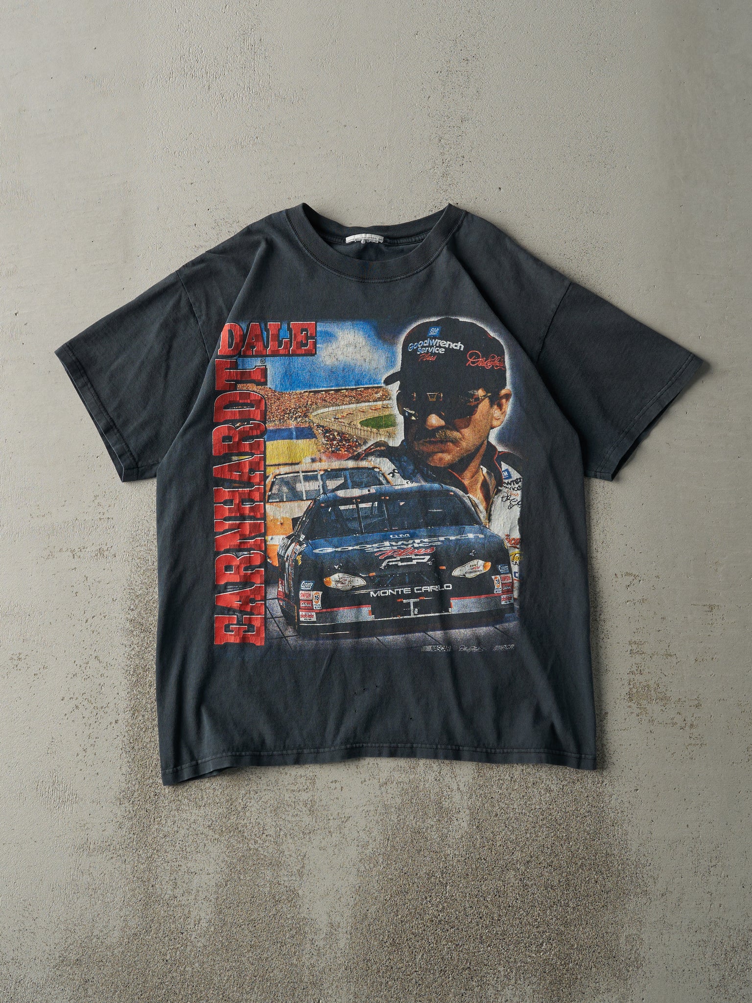 Vintage 90s Faded Black Dale Earnhardt Nascar Racing Tee (M)