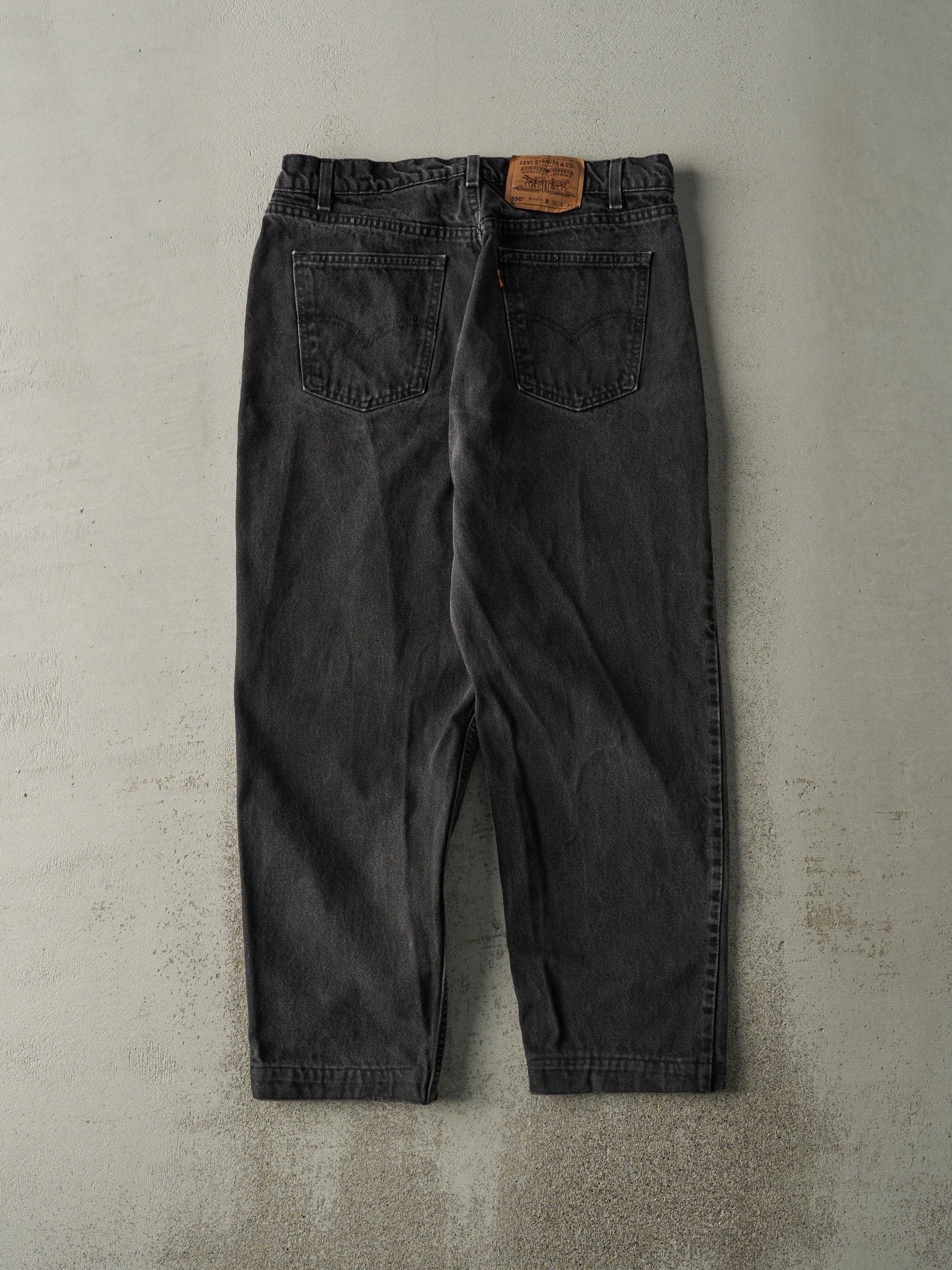 Vintage 90s Black Levi's 550 Orange Tab Denim Pants (34x28.5)