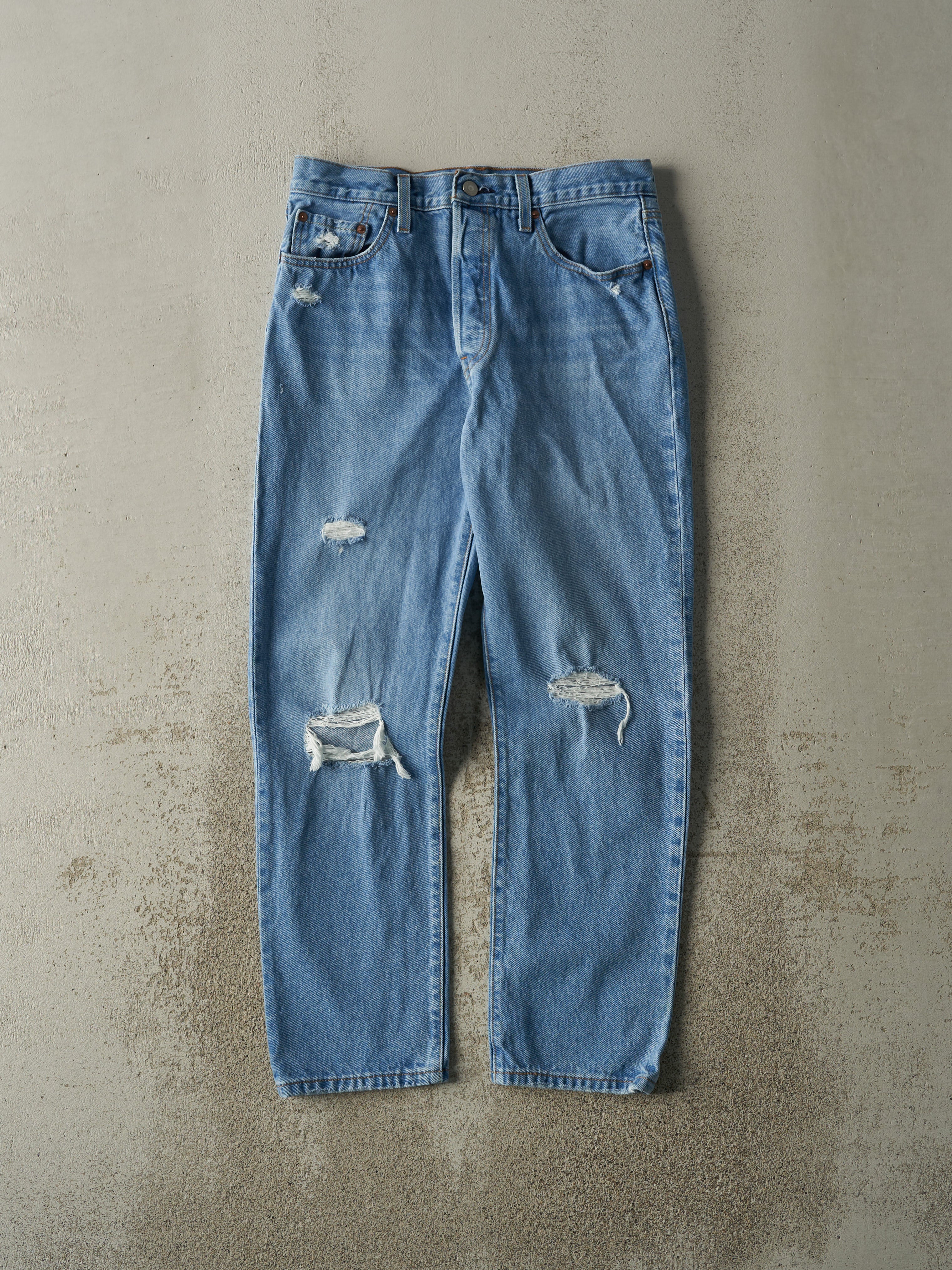 Vintage Y2K Light Wash Levi's 501 Jeans (30x27)