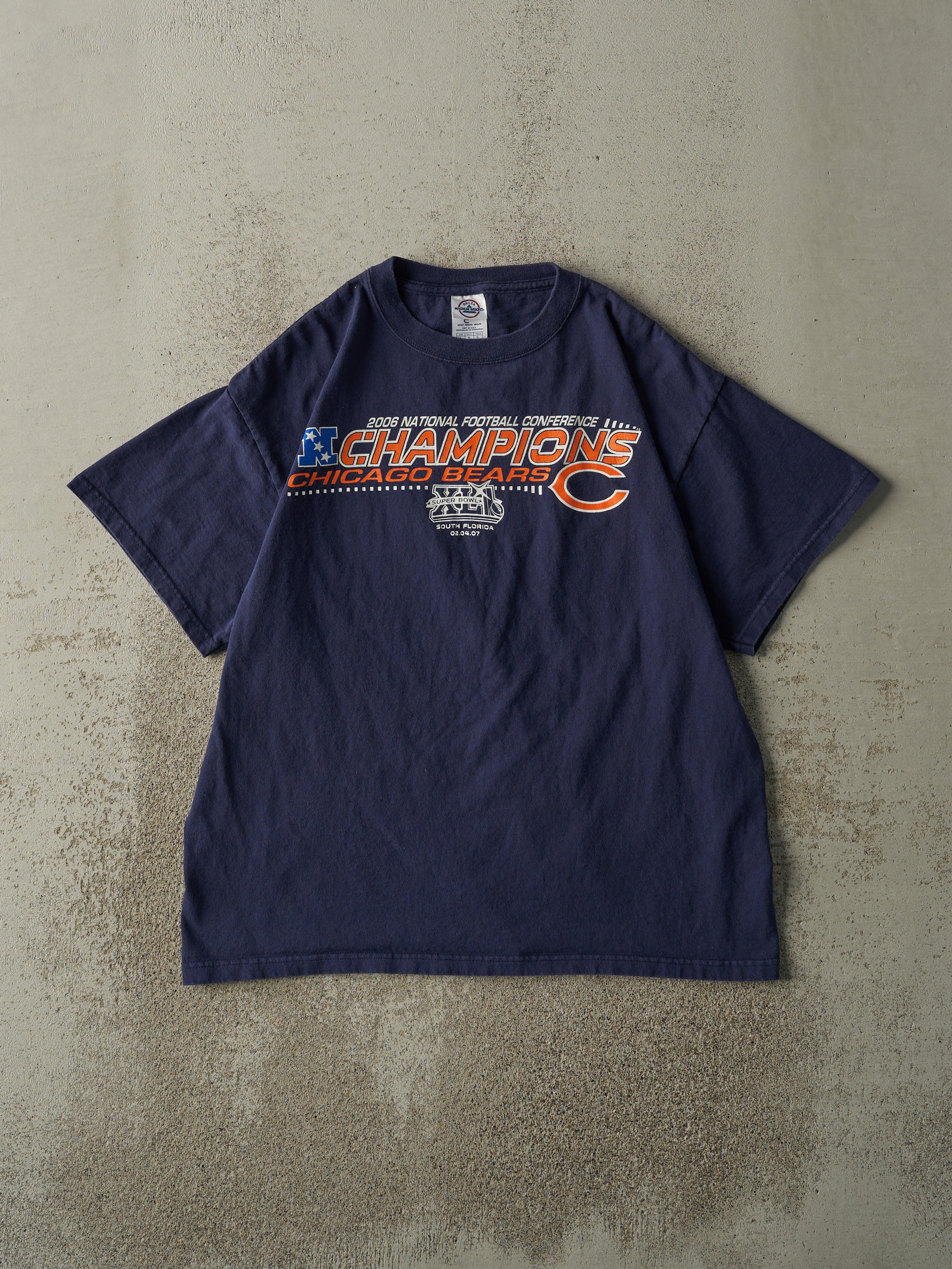 Vintage 06' Navy Blue Chicago Bears NFC Champions Tee (M/L)